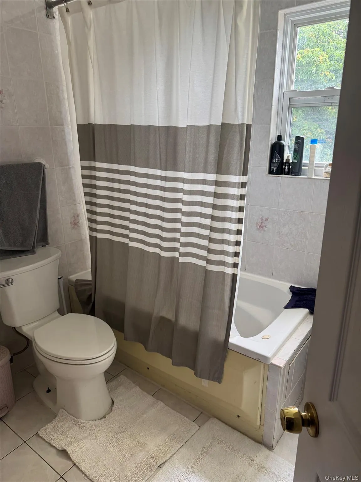 23220 Mentone Avenue, New York, NY, 3 Bedrooms Bedrooms, 6 Rooms Rooms,2 BathroomsBathrooms,Residential,For Rent,Mentone,0,KEY1018051 23220 Mentone Avenue, New York, NY, 3 Bedrooms Bedrooms, 6 Rooms Rooms,2 BathroomsBathrooms,Residential,For Rent,Mentone,0,KEY1018051