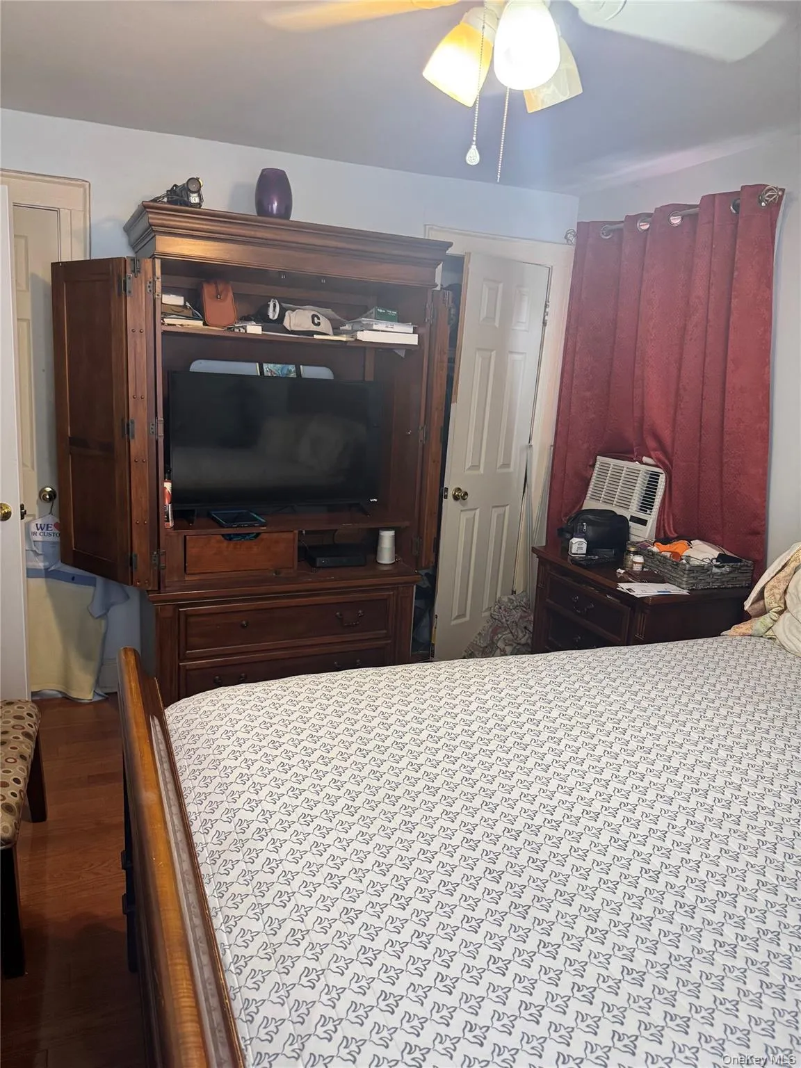 23220 Mentone Avenue, New York, NY, 3 Bedrooms Bedrooms, 6 Rooms Rooms,2 BathroomsBathrooms,Residential,For Rent,Mentone,0,KEY1018051 23220 Mentone Avenue, New York, NY, 3 Bedrooms Bedrooms, 6 Rooms Rooms,2 BathroomsBathrooms,Residential,For Rent,Mentone,0,KEY1018051