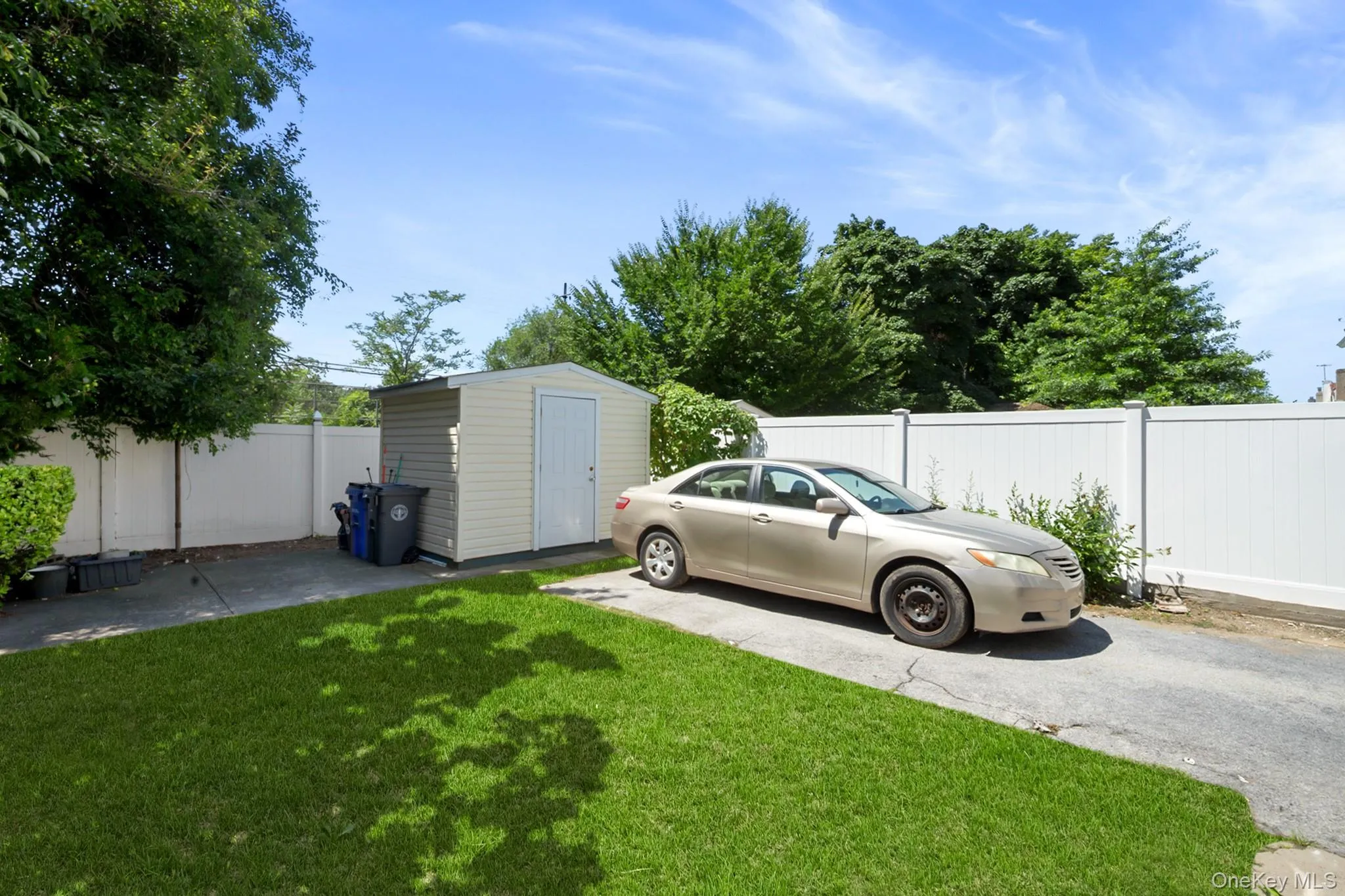 23220 Mentone Avenue, New York, NY, 3 Bedrooms Bedrooms, 6 Rooms Rooms,2 BathroomsBathrooms,Residential,For Rent,Mentone,0,1018051 23220 Mentone Avenue, New York, NY, 3 Bedrooms Bedrooms, 6 Rooms Rooms,2 BathroomsBathrooms,Residential,For Rent,Mentone,0,1018051