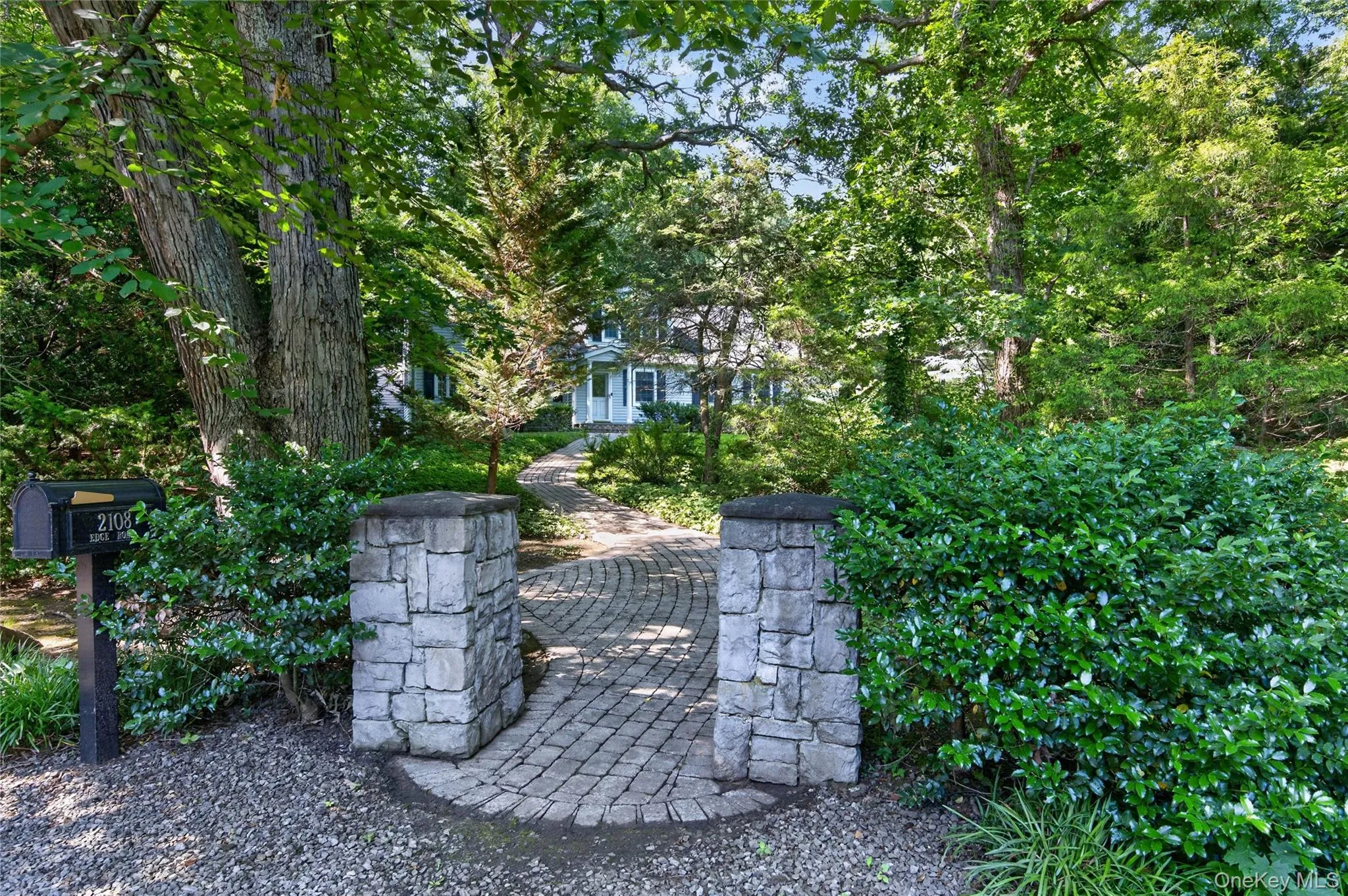 2108 Edge Road, Oyster Bay, NY, 6 Bedrooms Bedrooms, 9 Rooms Rooms,2 BathroomsBathrooms,Residential,For Rent,Edge,0,1018052 2108 Edge Road, Oyster Bay, NY, 6 Bedrooms Bedrooms, 9 Rooms Rooms,2 BathroomsBathrooms,Residential,For Rent,Edge,0,1018052