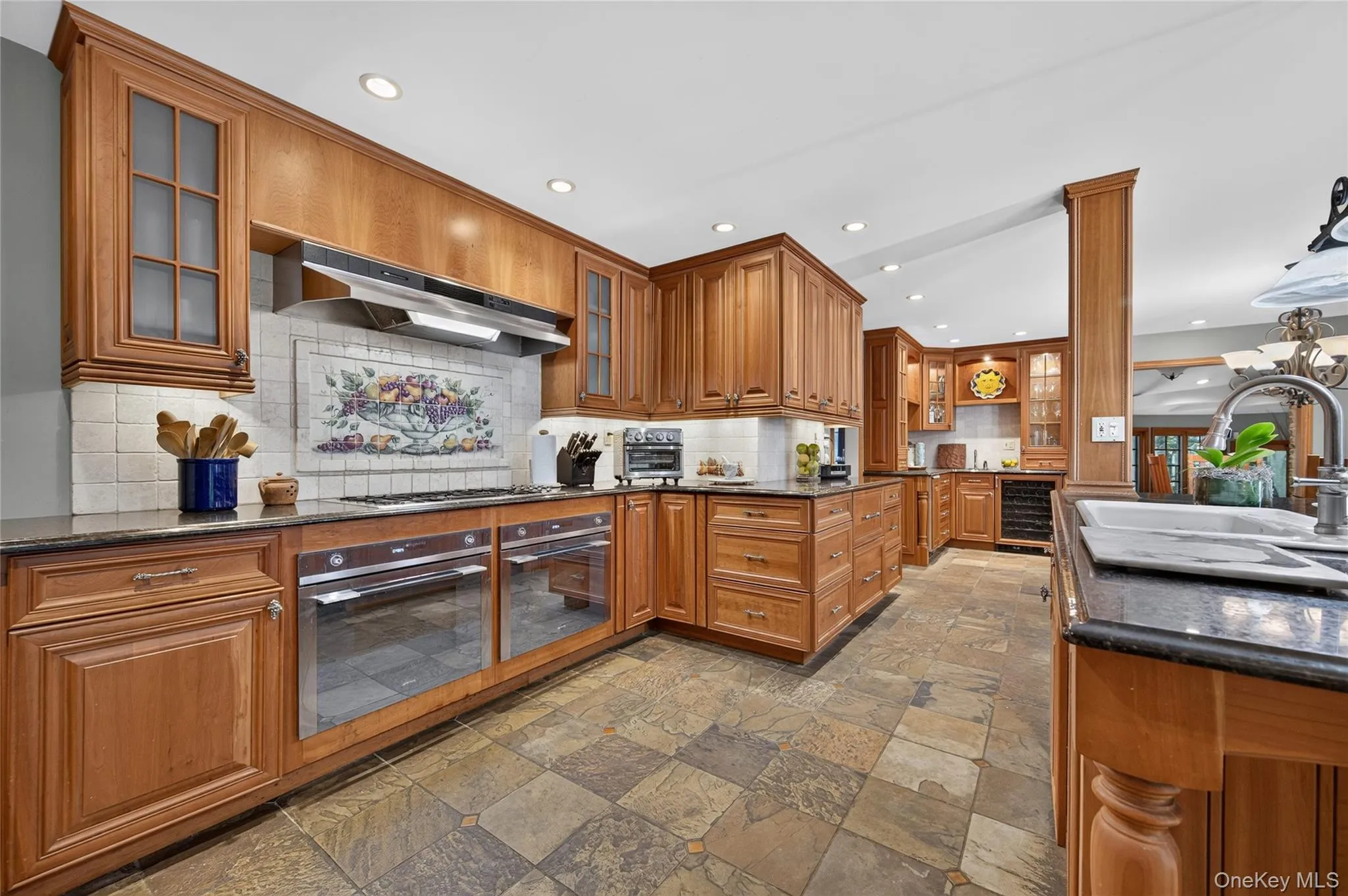 2108 Edge Road, Oyster Bay, NY, 6 Bedrooms Bedrooms, 9 Rooms Rooms,2 BathroomsBathrooms,Residential,For Rent,Edge,0,1018052 2108 Edge Road, Oyster Bay, NY, 6 Bedrooms Bedrooms, 9 Rooms Rooms,2 BathroomsBathrooms,Residential,For Rent,Edge,0,1018052