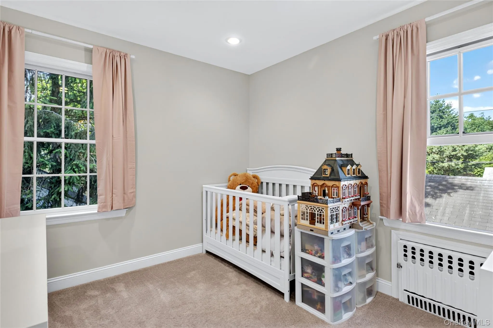 21 Travers Street, North Hempstead, NY, 3 Bedrooms Bedrooms, 5 Rooms Rooms,2 BathroomsBathrooms,Residential Lease,For Rent,Travers,0,KEY1018053 21 Travers Street, North Hempstead, NY, 3 Bedrooms Bedrooms, 5 Rooms Rooms,2 BathroomsBathrooms,Residential Lease,For Rent,Travers,0,KEY1018053
