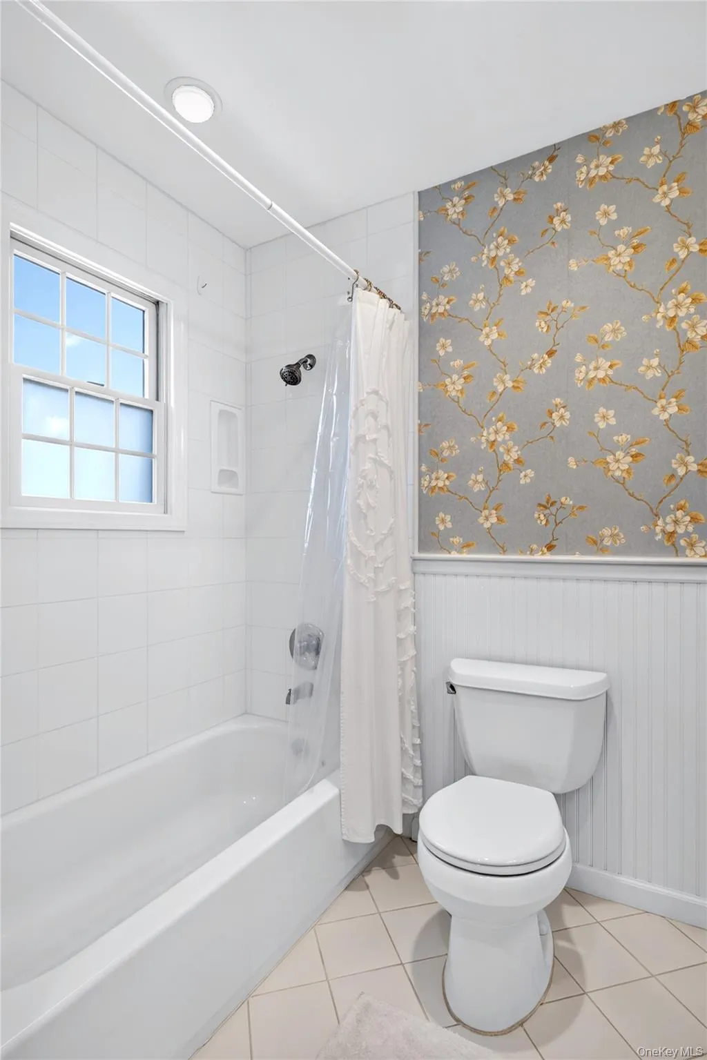 21 Travers Street, North Hempstead, NY, 3 Bedrooms Bedrooms, 5 Rooms Rooms,2 BathroomsBathrooms,Residential Lease,For Rent,Travers,0,KEY1018053 21 Travers Street, North Hempstead, NY, 3 Bedrooms Bedrooms, 5 Rooms Rooms,2 BathroomsBathrooms,Residential Lease,For Rent,Travers,0,KEY1018053