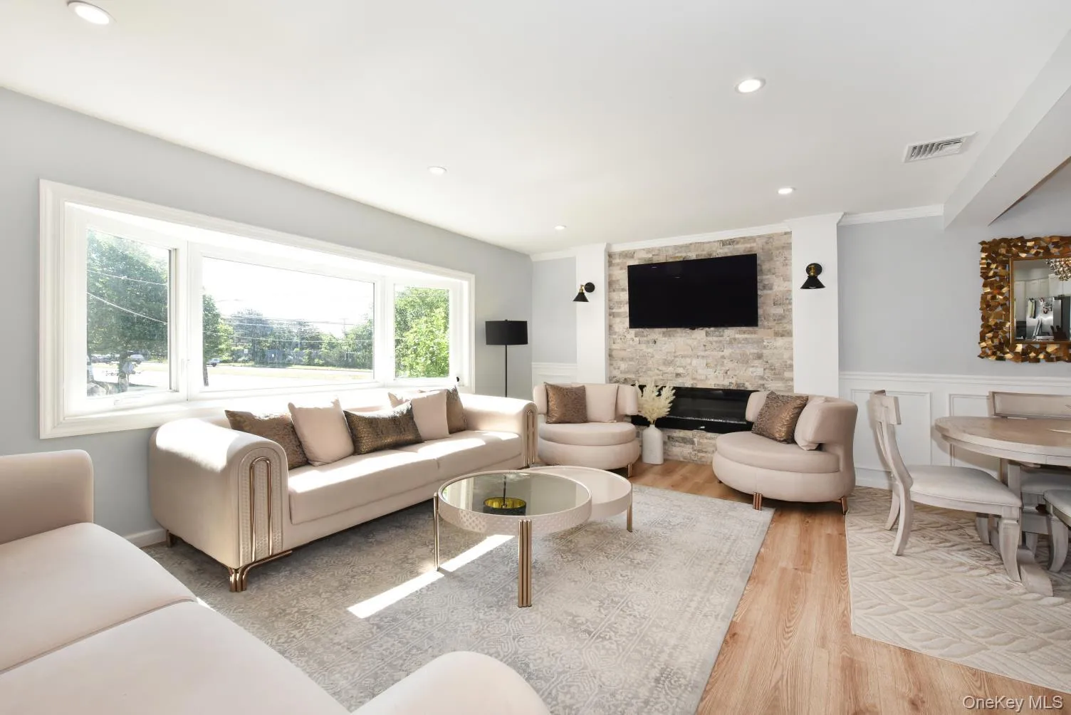 10 Miller Avenue, Islip, NY, 6 Bedrooms Bedrooms, 12 Rooms Rooms,2 BathroomsBathrooms,Residential,For Rent,Miller,0,KEY1018059 10 Miller Avenue, Islip, NY, 6 Bedrooms Bedrooms, 12 Rooms Rooms,2 BathroomsBathrooms,Residential,For Rent,Miller,0,KEY1018059