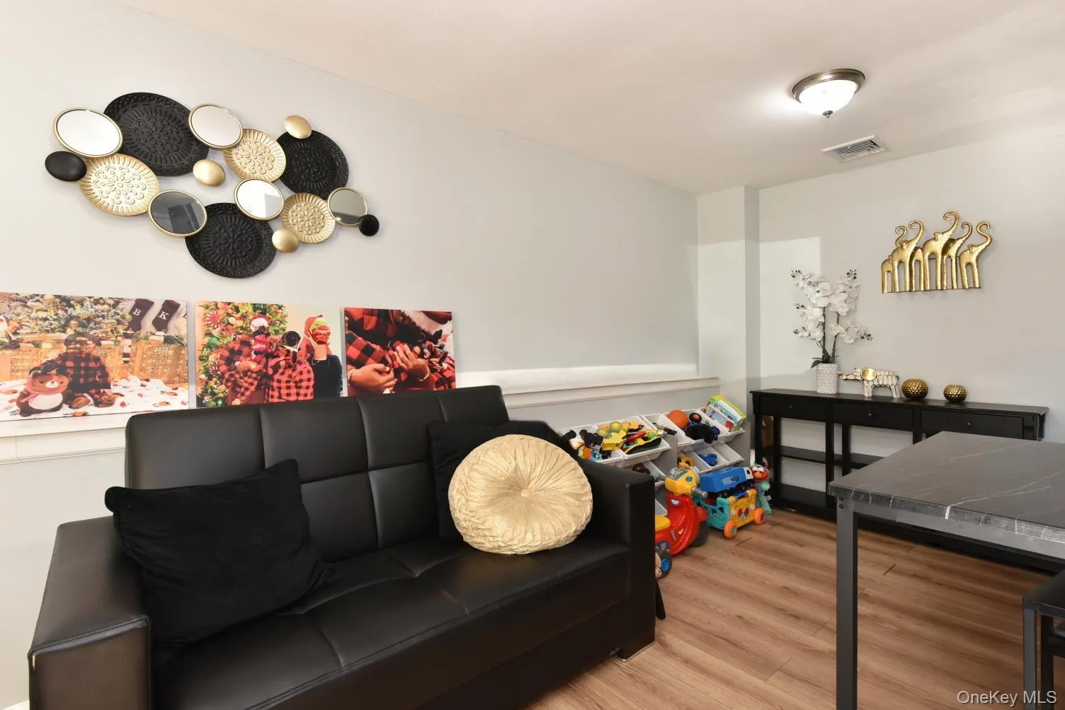 10 Miller Avenue, Islip, NY, 6 Bedrooms Bedrooms, 12 Rooms Rooms,2 BathroomsBathrooms,Residential,For Rent,Miller,0,KEY1018059 10 Miller Avenue, Islip, NY, 6 Bedrooms Bedrooms, 12 Rooms Rooms,2 BathroomsBathrooms,Residential,For Rent,Miller,0,KEY1018059