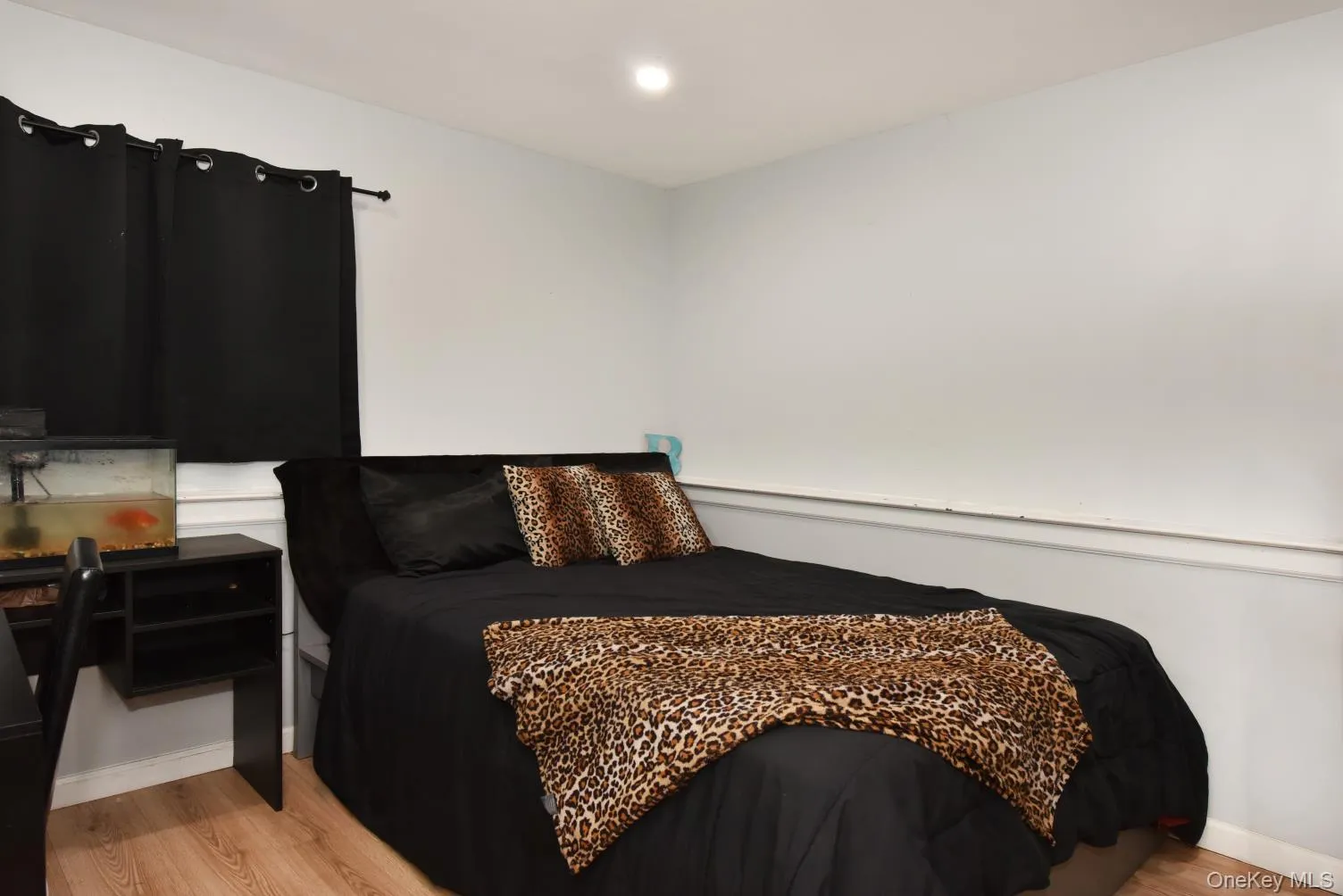 10 Miller Avenue, Islip, NY, 6 Bedrooms Bedrooms, 12 Rooms Rooms,2 BathroomsBathrooms,Residential,For Rent,Miller,0,KEY1018059 10 Miller Avenue, Islip, NY, 6 Bedrooms Bedrooms, 12 Rooms Rooms,2 BathroomsBathrooms,Residential,For Rent,Miller,0,KEY1018059