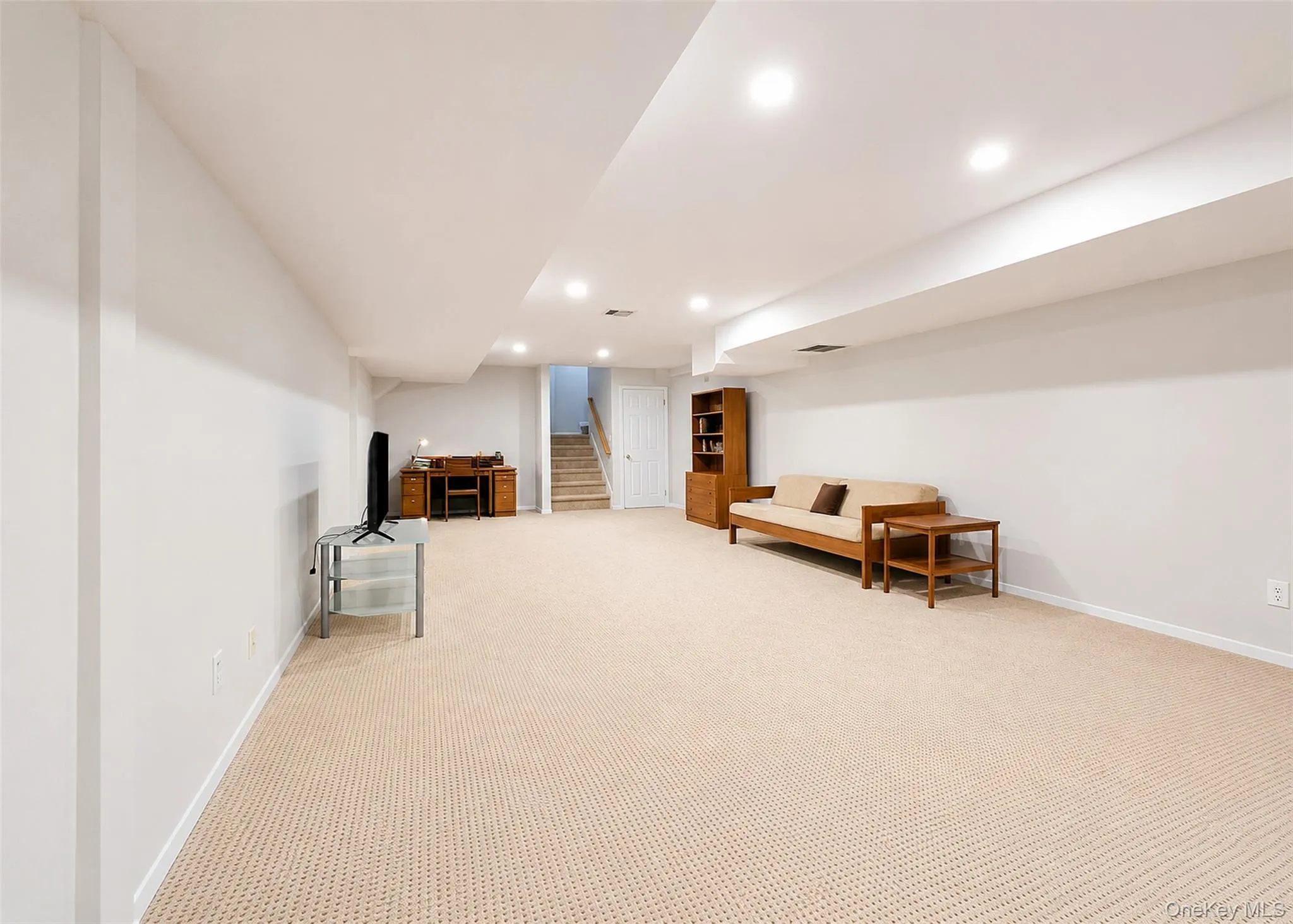 61 Willow Ridge Drive, Smithtown, NY, 3 Bedrooms Bedrooms, 8 Rooms Rooms,2 BathroomsBathrooms,Residential,For Rent,Willow Ridge,0,1018070 61 Willow Ridge Drive, Smithtown, NY, 3 Bedrooms Bedrooms, 8 Rooms Rooms,2 BathroomsBathrooms,Residential,For Rent,Willow Ridge,0,1018070