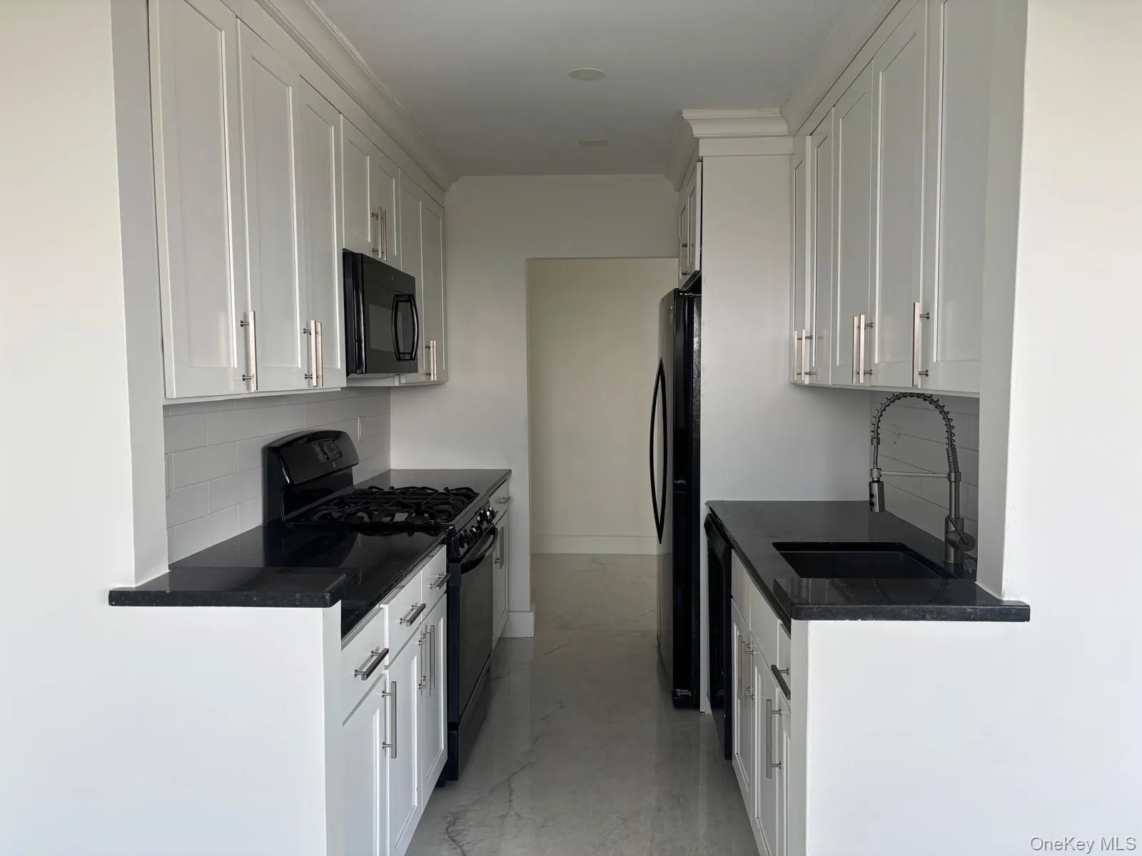 833 Central Avenue, New York, NY, 2 Bedrooms Bedrooms, 5 Rooms Rooms,2 BathroomsBathrooms,Residential,For Rent,Central,0,1018071 833 Central Avenue, New York, NY, 2 Bedrooms Bedrooms, 5 Rooms Rooms,2 BathroomsBathrooms,Residential,For Rent,Central,0,1018071