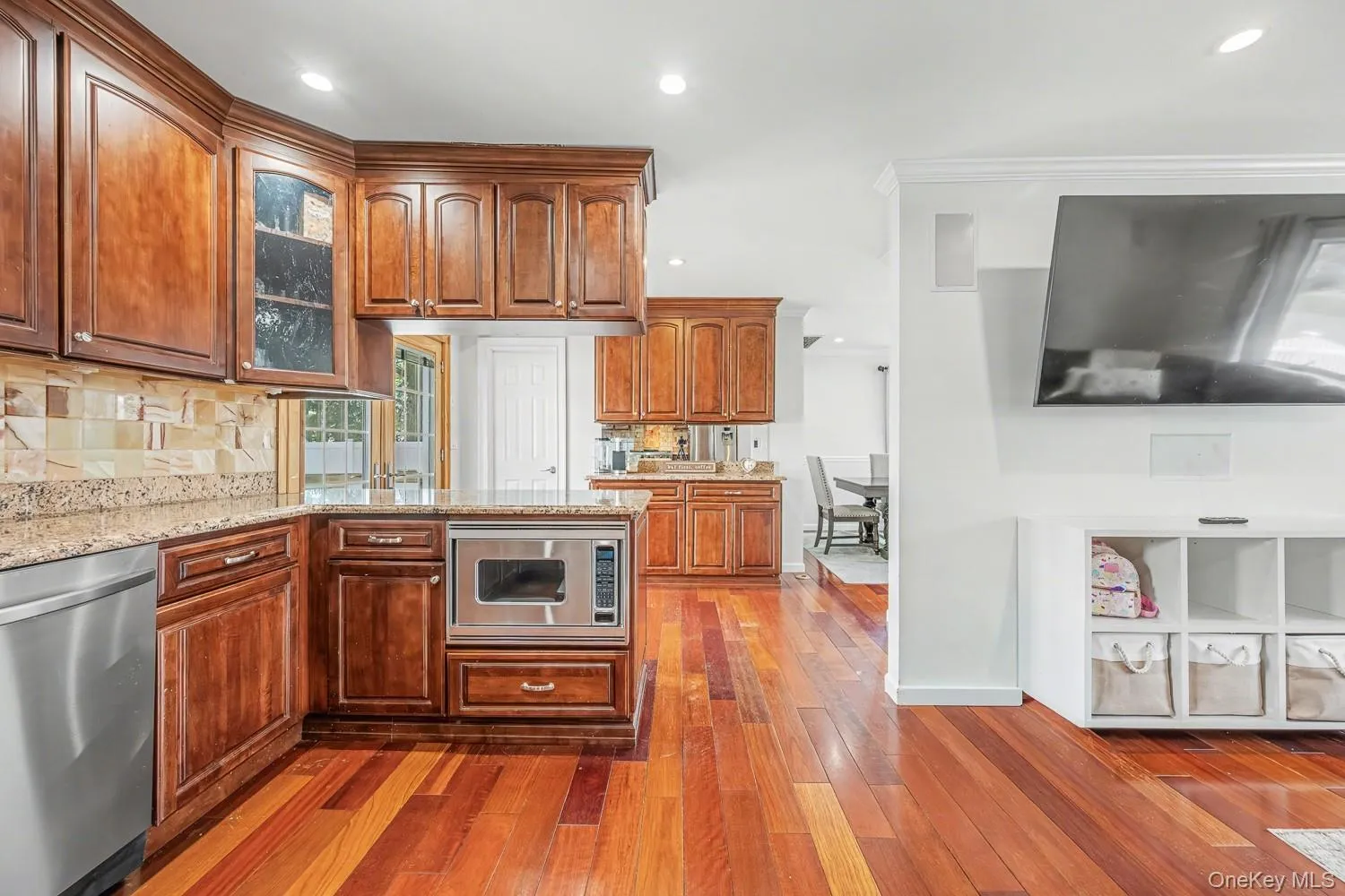 408 Broome Avenue, Babylon, NY, 3 Bedrooms Bedrooms, 5 Rooms Rooms,2 BathroomsBathrooms,Residential,For Rent,Broome,0,KEY1018076 408 Broome Avenue, Babylon, NY, 3 Bedrooms Bedrooms, 5 Rooms Rooms,2 BathroomsBathrooms,Residential,For Rent,Broome,0,KEY1018076
