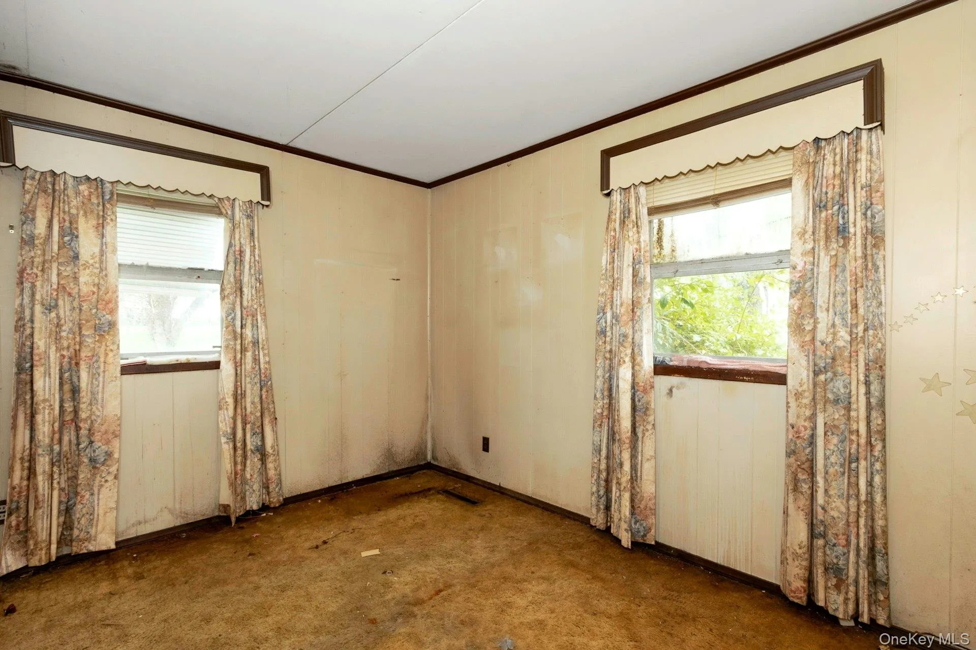 158 Violet Avenue, Poughkeepsie (town), NY, 4 Bedrooms Bedrooms, 6 Rooms Rooms,1 BathroomBathrooms,Residential,For Rent,Violet,0,1018077 158 Violet Avenue, Poughkeepsie (town), NY, 4 Bedrooms Bedrooms, 6 Rooms Rooms,1 BathroomBathrooms,Residential,For Rent,Violet,0,1018077