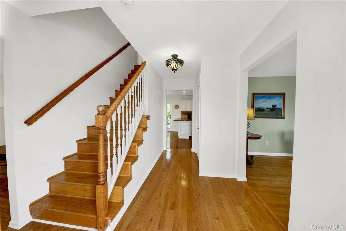 68 Bolton Avenue, White Plains, NY, 4 Bedrooms Bedrooms, 8 Rooms Rooms,2 BathroomsBathrooms,Residential,For Rent,Bolton,0,1018083 68 Bolton Avenue, White Plains, NY, 4 Bedrooms Bedrooms, 8 Rooms Rooms,2 BathroomsBathrooms,Residential,For Rent,Bolton,0,1018083