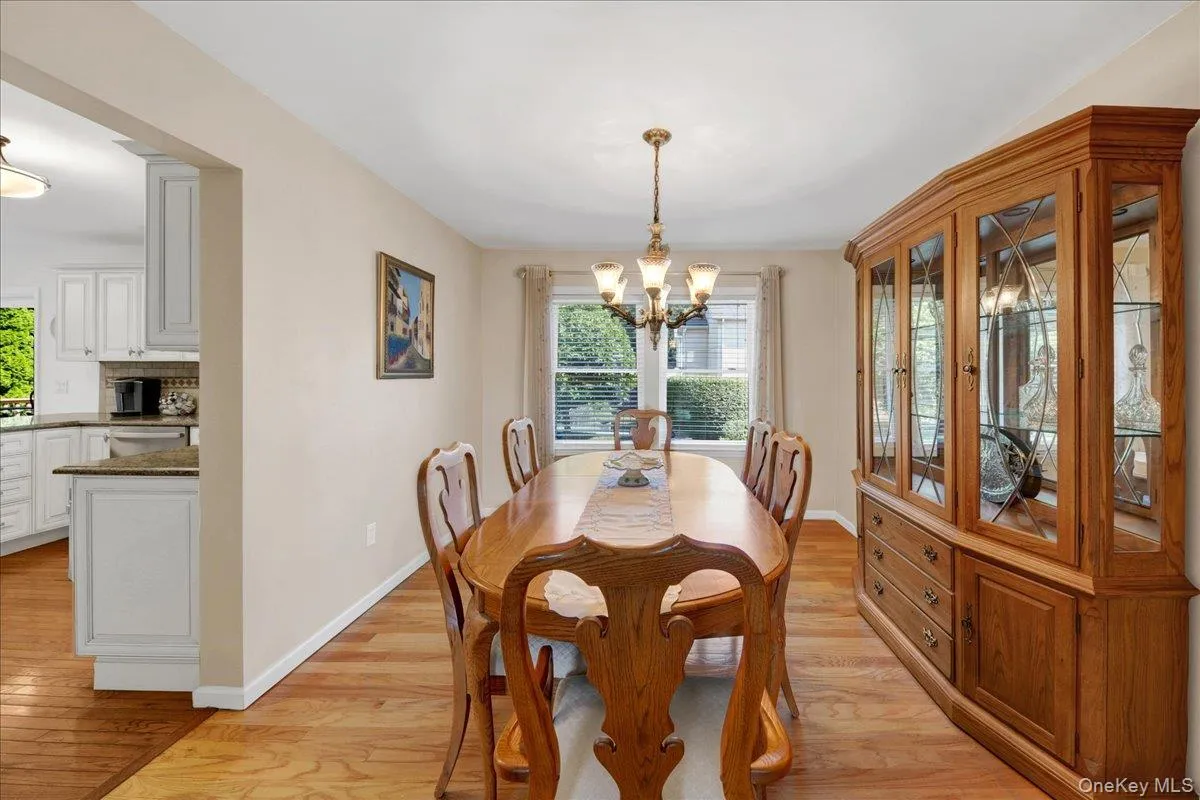 68 Bolton Avenue, White Plains, NY, 4 Bedrooms Bedrooms, 8 Rooms Rooms,2 BathroomsBathrooms,Residential,For Rent,Bolton,0,1018083 68 Bolton Avenue, White Plains, NY, 4 Bedrooms Bedrooms, 8 Rooms Rooms,2 BathroomsBathrooms,Residential,For Rent,Bolton,0,1018083