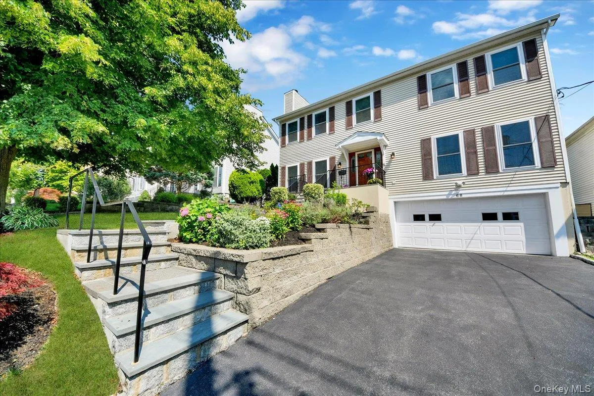 68 Bolton Avenue, White Plains, NY, 4 Bedrooms Bedrooms, 8 Rooms Rooms,2 BathroomsBathrooms,Residential,For Rent,Bolton,0,1018083 68 Bolton Avenue, White Plains, NY, 4 Bedrooms Bedrooms, 8 Rooms Rooms,2 BathroomsBathrooms,Residential,For Rent,Bolton,0,1018083