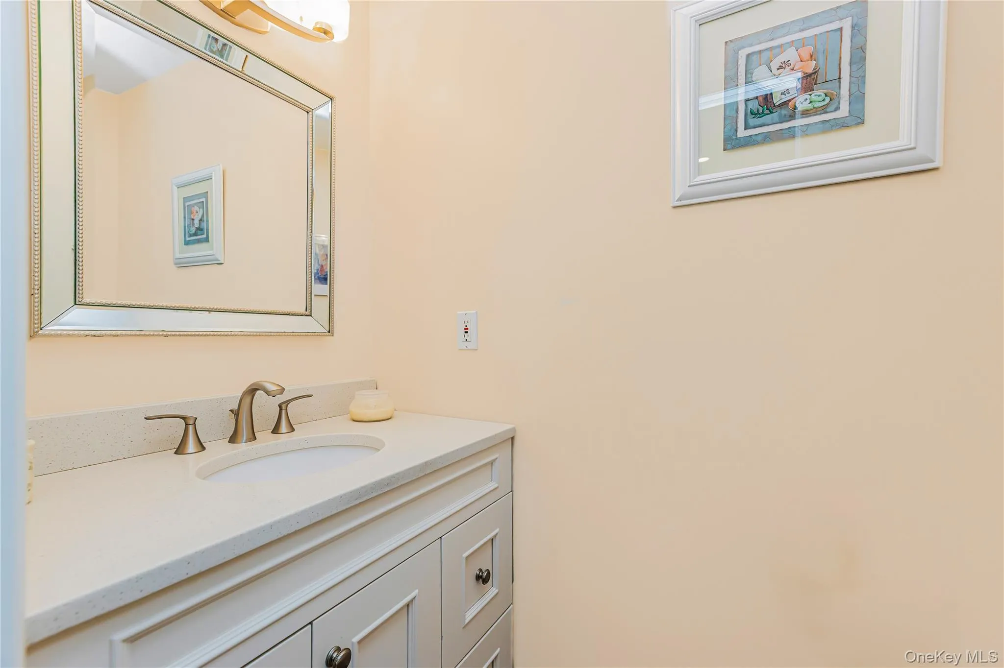 Powder room Powder room