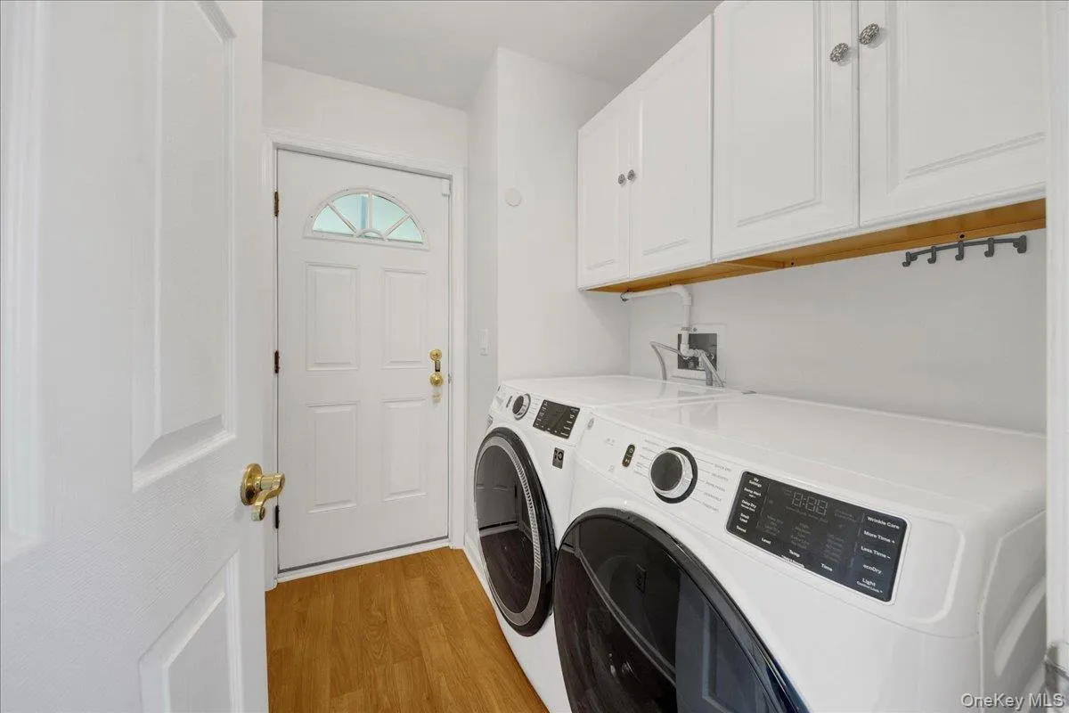 68 Bolton Avenue, White Plains, NY, 4 Bedrooms Bedrooms, 8 Rooms Rooms,2 BathroomsBathrooms,Residential,For Rent,Bolton,0,1018083 68 Bolton Avenue, White Plains, NY, 4 Bedrooms Bedrooms, 8 Rooms Rooms,2 BathroomsBathrooms,Residential,For Rent,Bolton,0,1018083