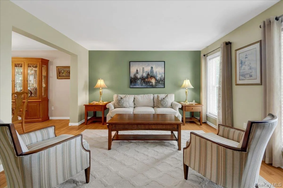68 Bolton Avenue, White Plains, NY, 4 Bedrooms Bedrooms, 8 Rooms Rooms,2 BathroomsBathrooms,Residential,For Rent,Bolton,0,1018083 68 Bolton Avenue, White Plains, NY, 4 Bedrooms Bedrooms, 8 Rooms Rooms,2 BathroomsBathrooms,Residential,For Rent,Bolton,0,1018083