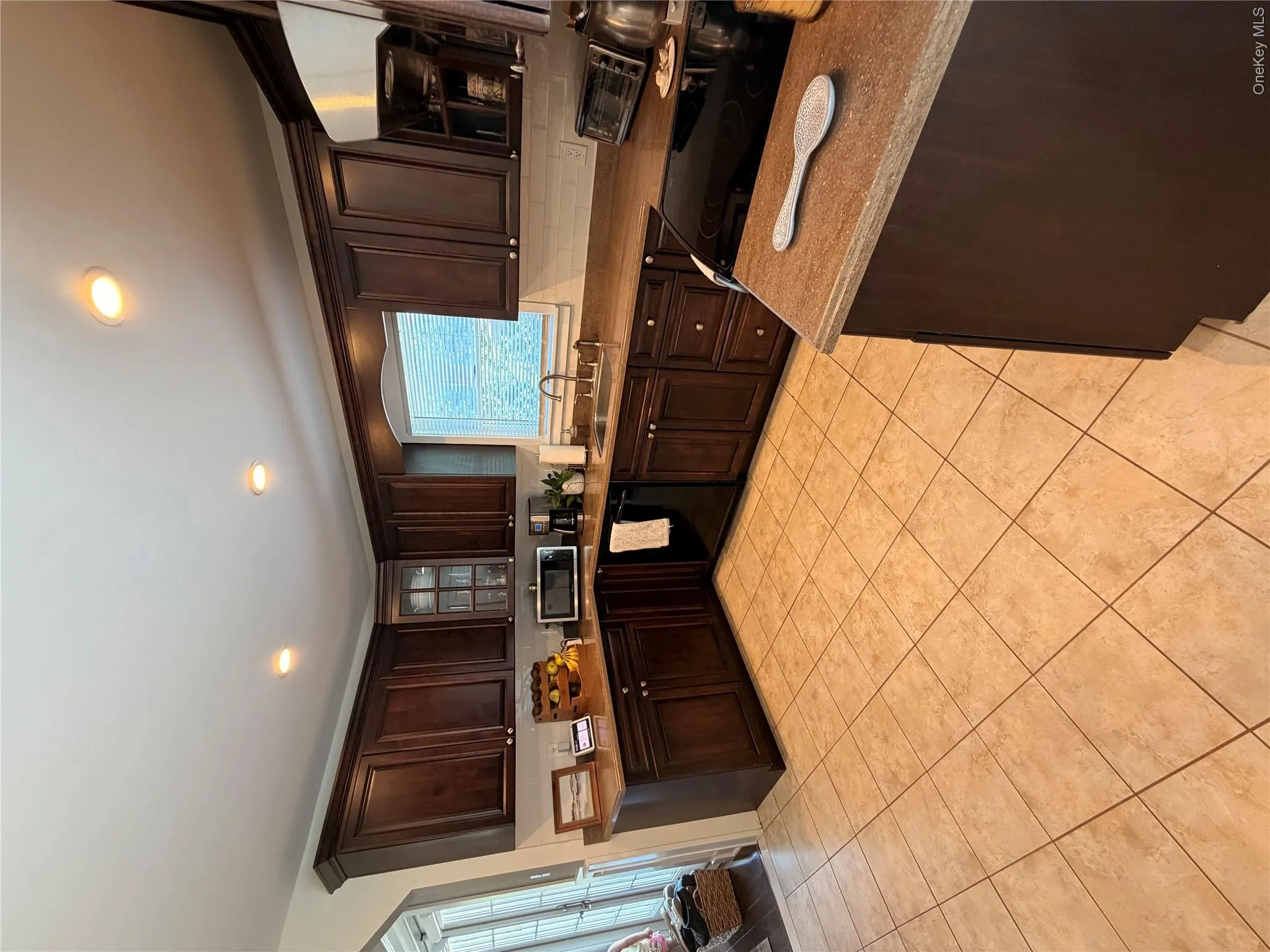 379 Blossom Street, Islip, NY, 3 Bedrooms Bedrooms, 8 Rooms Rooms,2 BathroomsBathrooms,Residential,For Rent,Blossom,0,KEY1018084 379 Blossom Street, Islip, NY, 3 Bedrooms Bedrooms, 8 Rooms Rooms,2 BathroomsBathrooms,Residential,For Rent,Blossom,0,KEY1018084