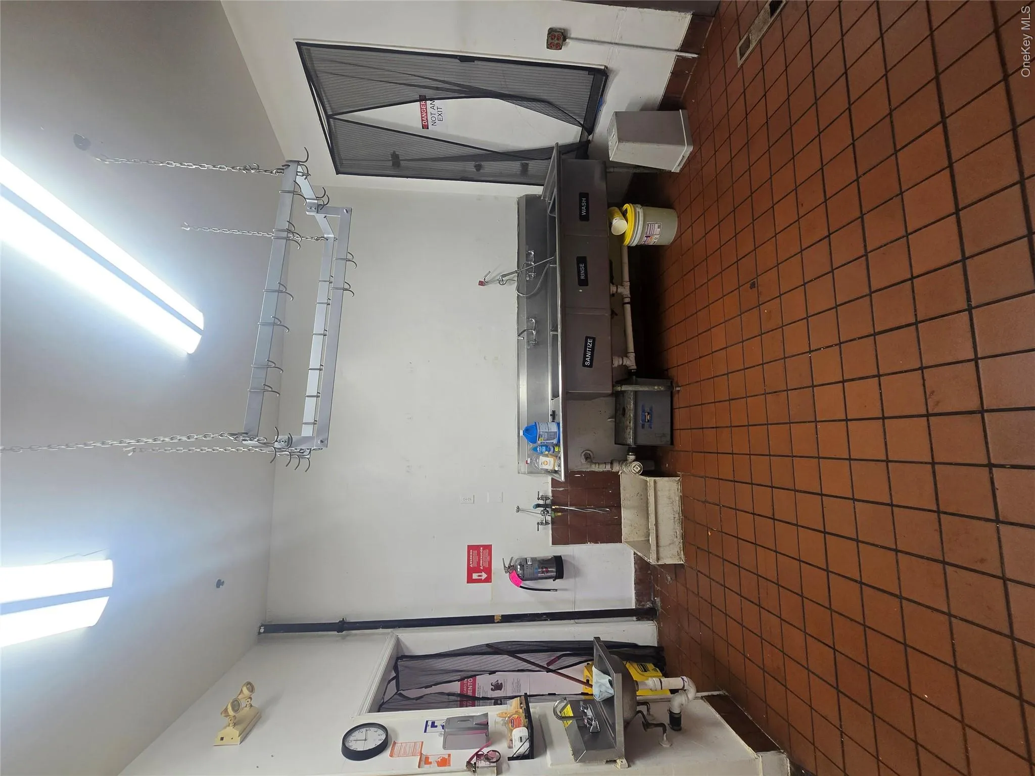 3 South Street, Middletown, NY, ,Commercial Lease,For Rent,South,0,1018088 3 South Street, Middletown, NY, ,Commercial Lease,For Rent,South,0,1018088