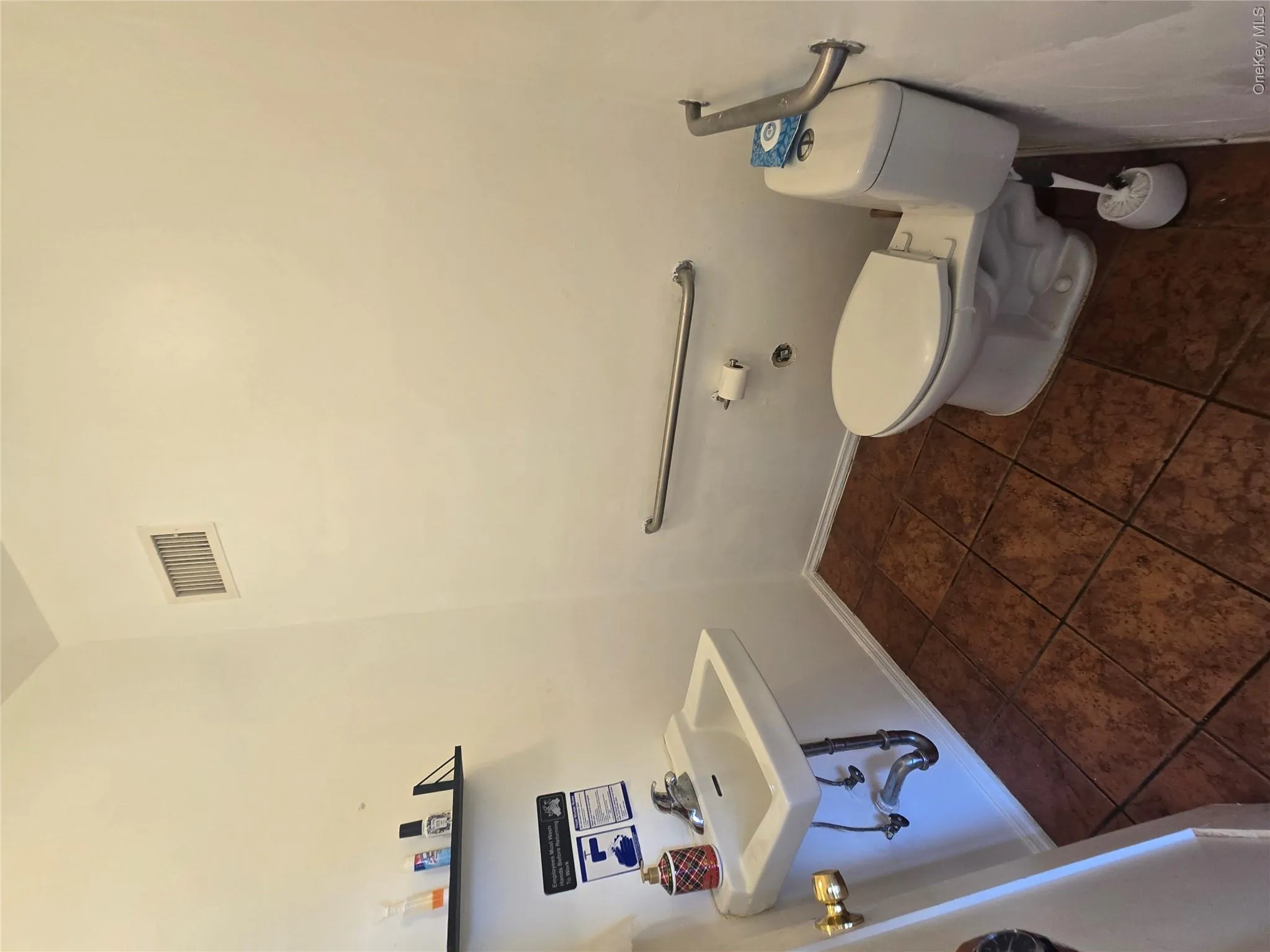 3 South Street, Middletown, NY, ,Commercial Lease,For Rent,South,0,1018088 3 South Street, Middletown, NY, ,Commercial Lease,For Rent,South,0,1018088