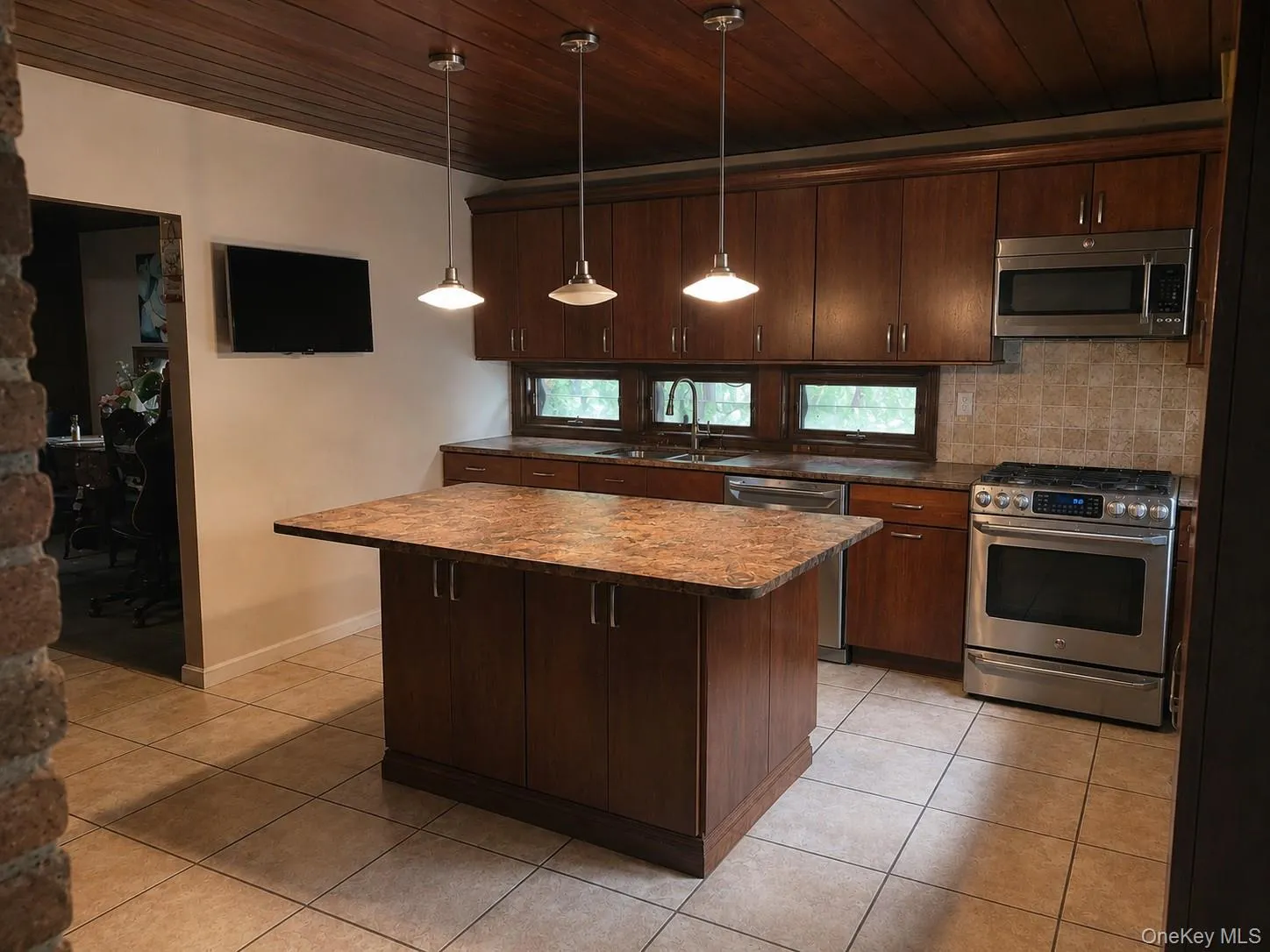 173 Old Nyack Turnpike, Ramapo, NY, 4 Bedrooms Bedrooms, 9 Rooms Rooms,2 BathroomsBathrooms,Residential,For Rent,Old Nyack,0,KEY1018098 173 Old Nyack Turnpike, Ramapo, NY, 4 Bedrooms Bedrooms, 9 Rooms Rooms,2 BathroomsBathrooms,Residential,For Rent,Old Nyack,0,KEY1018098