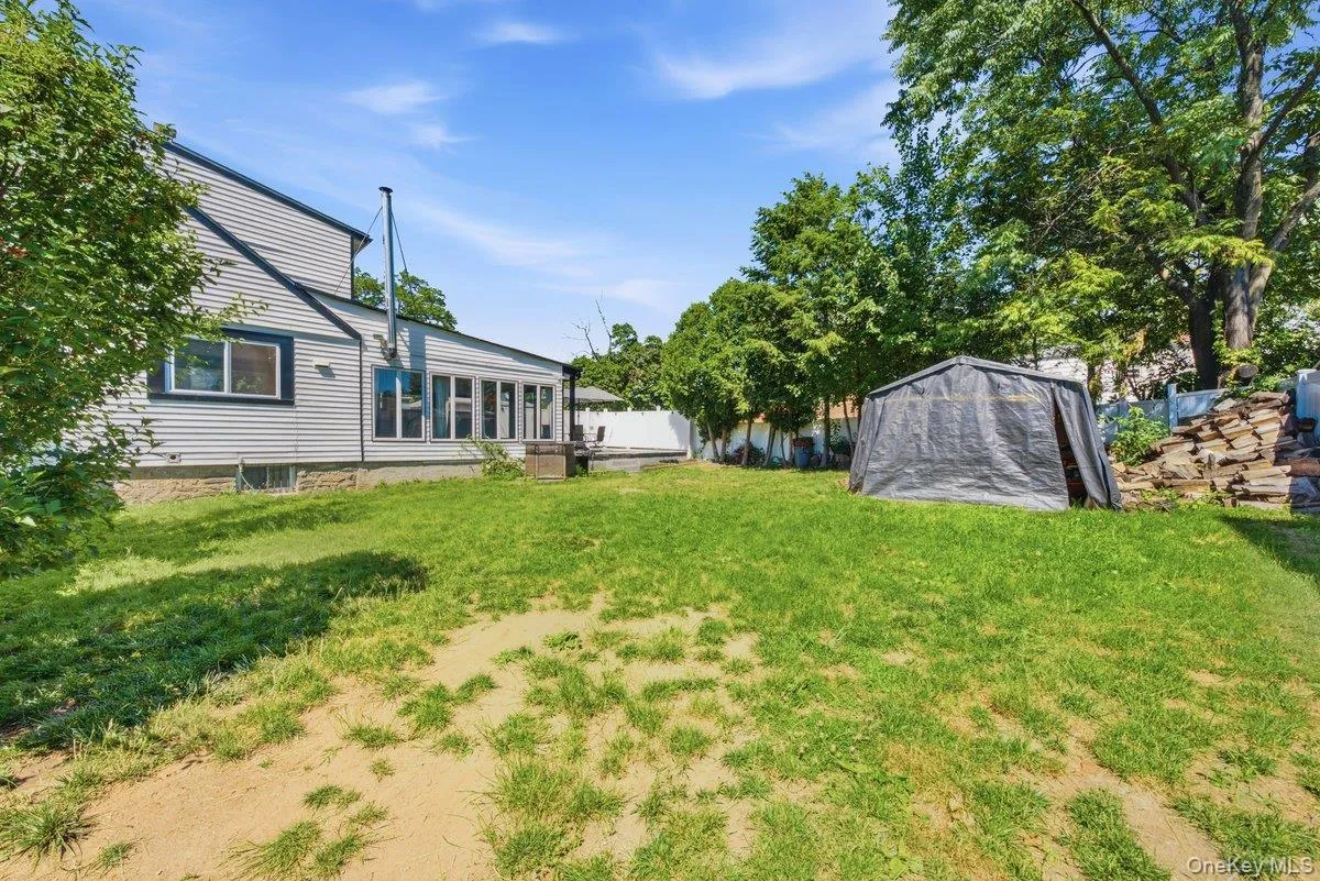 172 Crescent Place, Yonkers, NY, 3 Bedrooms Bedrooms, 9 Rooms Rooms,2 BathroomsBathrooms,Residential,For Rent,Crescent,0,KEY1018100 172 Crescent Place, Yonkers, NY, 3 Bedrooms Bedrooms, 9 Rooms Rooms,2 BathroomsBathrooms,Residential,For Rent,Crescent,0,KEY1018100