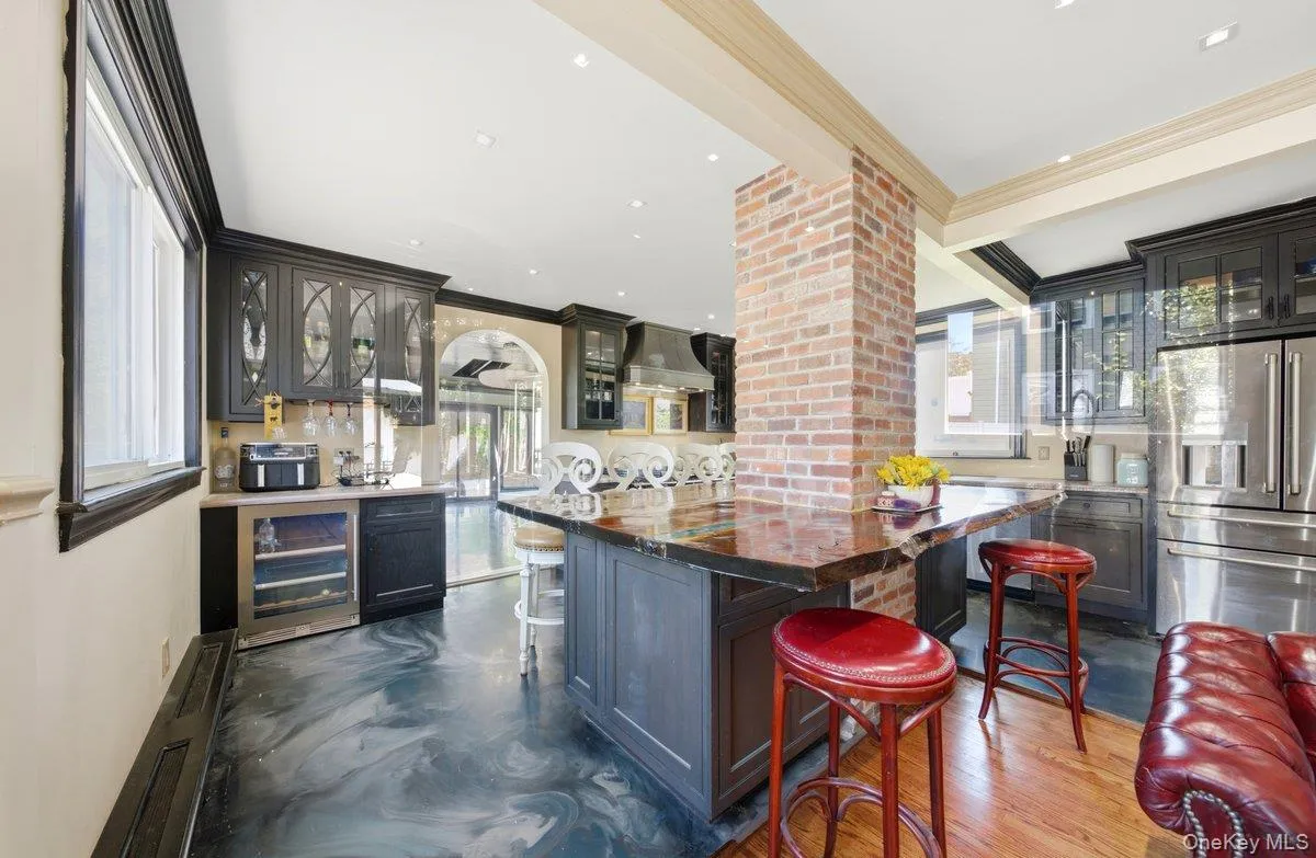 172 Crescent Place, Yonkers, NY, 3 Bedrooms Bedrooms, 9 Rooms Rooms,2 BathroomsBathrooms,Residential,For Rent,Crescent,0,KEY1018100 172 Crescent Place, Yonkers, NY, 3 Bedrooms Bedrooms, 9 Rooms Rooms,2 BathroomsBathrooms,Residential,For Rent,Crescent,0,KEY1018100