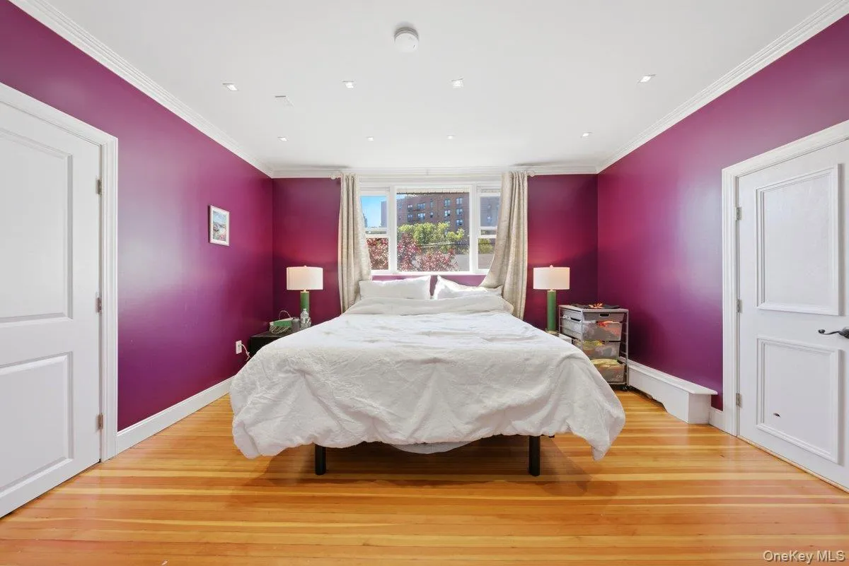 172 Crescent Place, Yonkers, NY, 3 Bedrooms Bedrooms, 9 Rooms Rooms,2 BathroomsBathrooms,Residential,For Rent,Crescent,0,KEY1018100 172 Crescent Place, Yonkers, NY, 3 Bedrooms Bedrooms, 9 Rooms Rooms,2 BathroomsBathrooms,Residential,For Rent,Crescent,0,KEY1018100