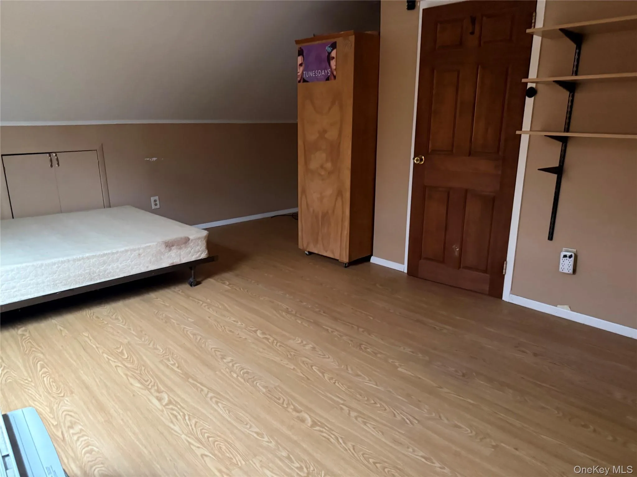 243 Pershing Parkway, Hempstead, NY, 4 Bedrooms Bedrooms, 7 Rooms Rooms,1 BathroomBathrooms,Residential,For Rent,Pershing,0,KEY1018102 243 Pershing Parkway, Hempstead, NY, 4 Bedrooms Bedrooms, 7 Rooms Rooms,1 BathroomBathrooms,Residential,For Rent,Pershing,0,KEY1018102