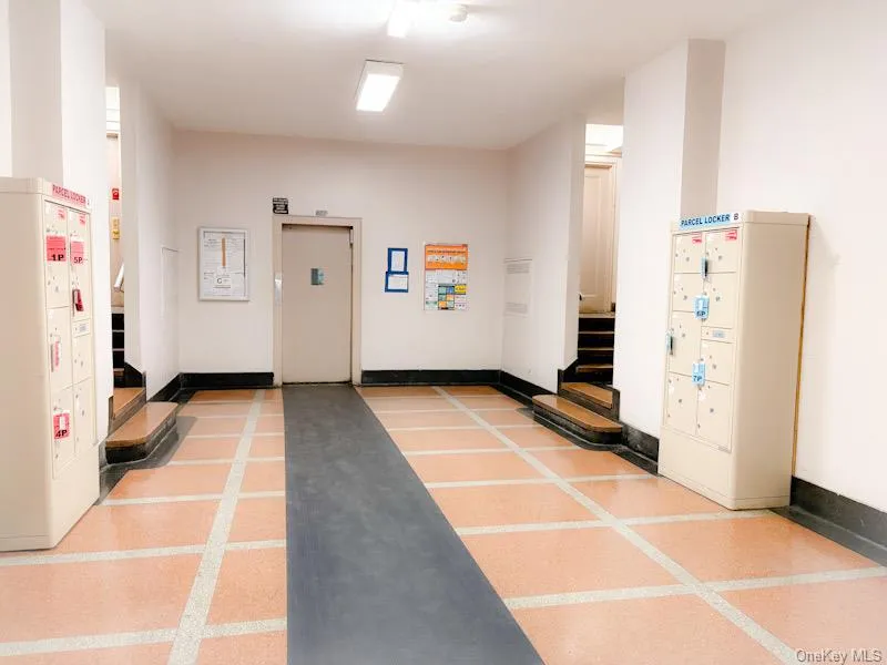 420 206th Street, New York, NY, 2 Bedrooms Bedrooms, 7 Rooms Rooms,1 BathroomBathrooms,Residential Lease,For Rent,206th,0,KEY1018103 420 206th Street, New York, NY, 2 Bedrooms Bedrooms, 7 Rooms Rooms,1 BathroomBathrooms,Residential Lease,For Rent,206th,0,KEY1018103