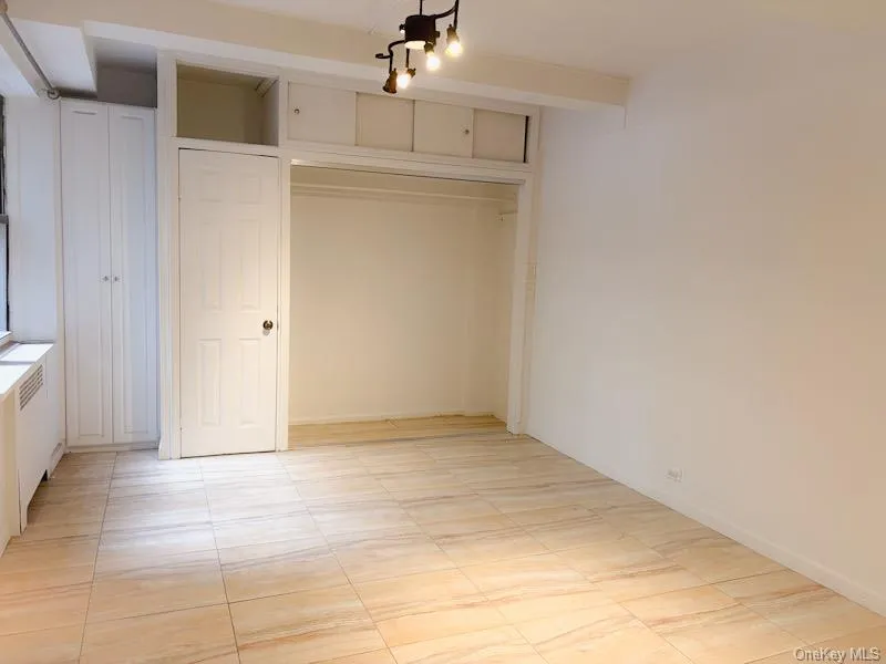 420 206th Street, New York, NY, 2 Bedrooms Bedrooms, 7 Rooms Rooms,1 BathroomBathrooms,Residential Lease,For Rent,206th,0,KEY1018103 420 206th Street, New York, NY, 2 Bedrooms Bedrooms, 7 Rooms Rooms,1 BathroomBathrooms,Residential Lease,For Rent,206th,0,KEY1018103