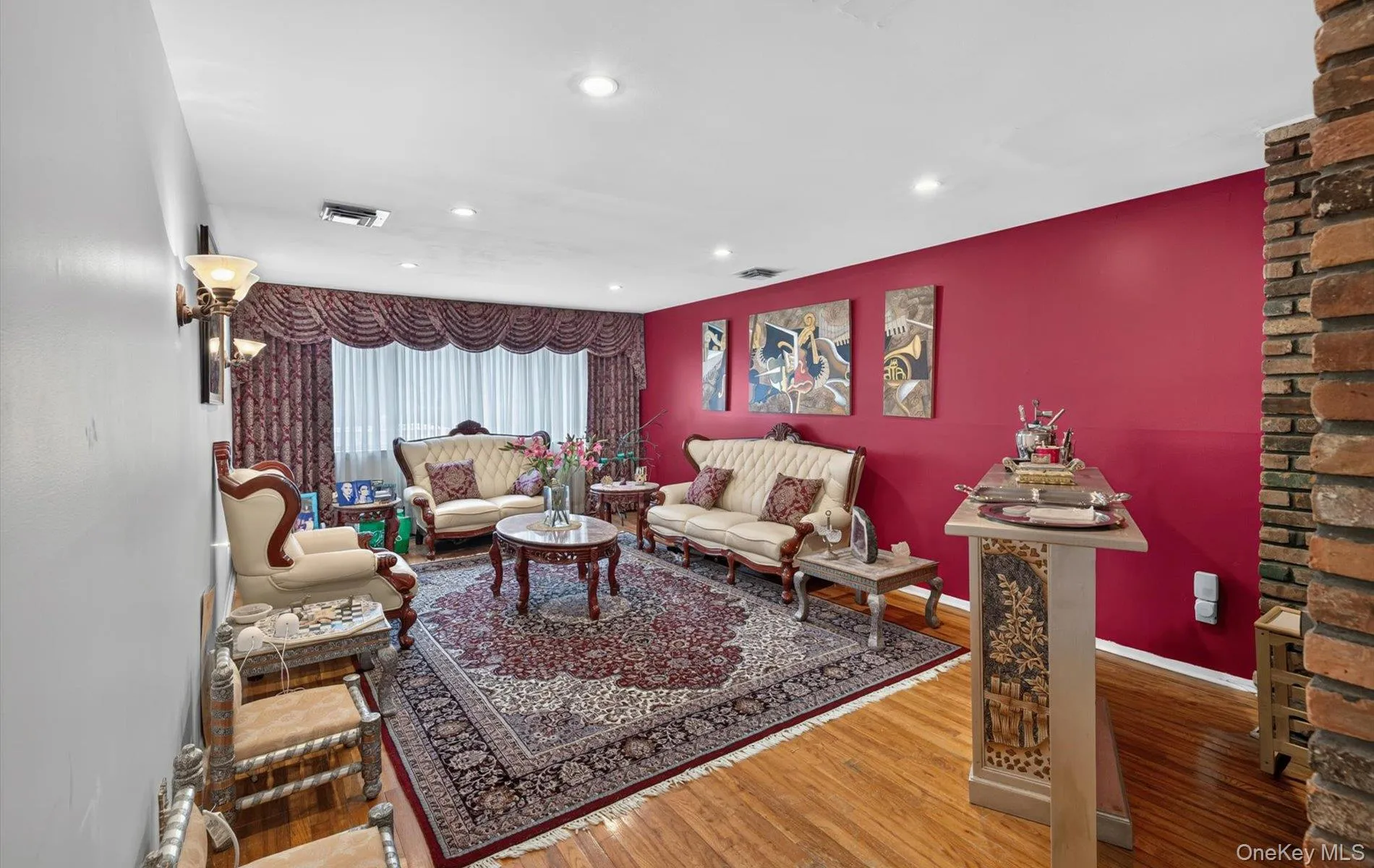 10 Otsego Avenue, Huntington, NY, 6 Bedrooms Bedrooms, 13 Rooms Rooms,5 BathroomsBathrooms,Residential,For Rent,Otsego,0,KEY1018114 10 Otsego Avenue, Huntington, NY, 6 Bedrooms Bedrooms, 13 Rooms Rooms,5 BathroomsBathrooms,Residential,For Rent,Otsego,0,KEY1018114