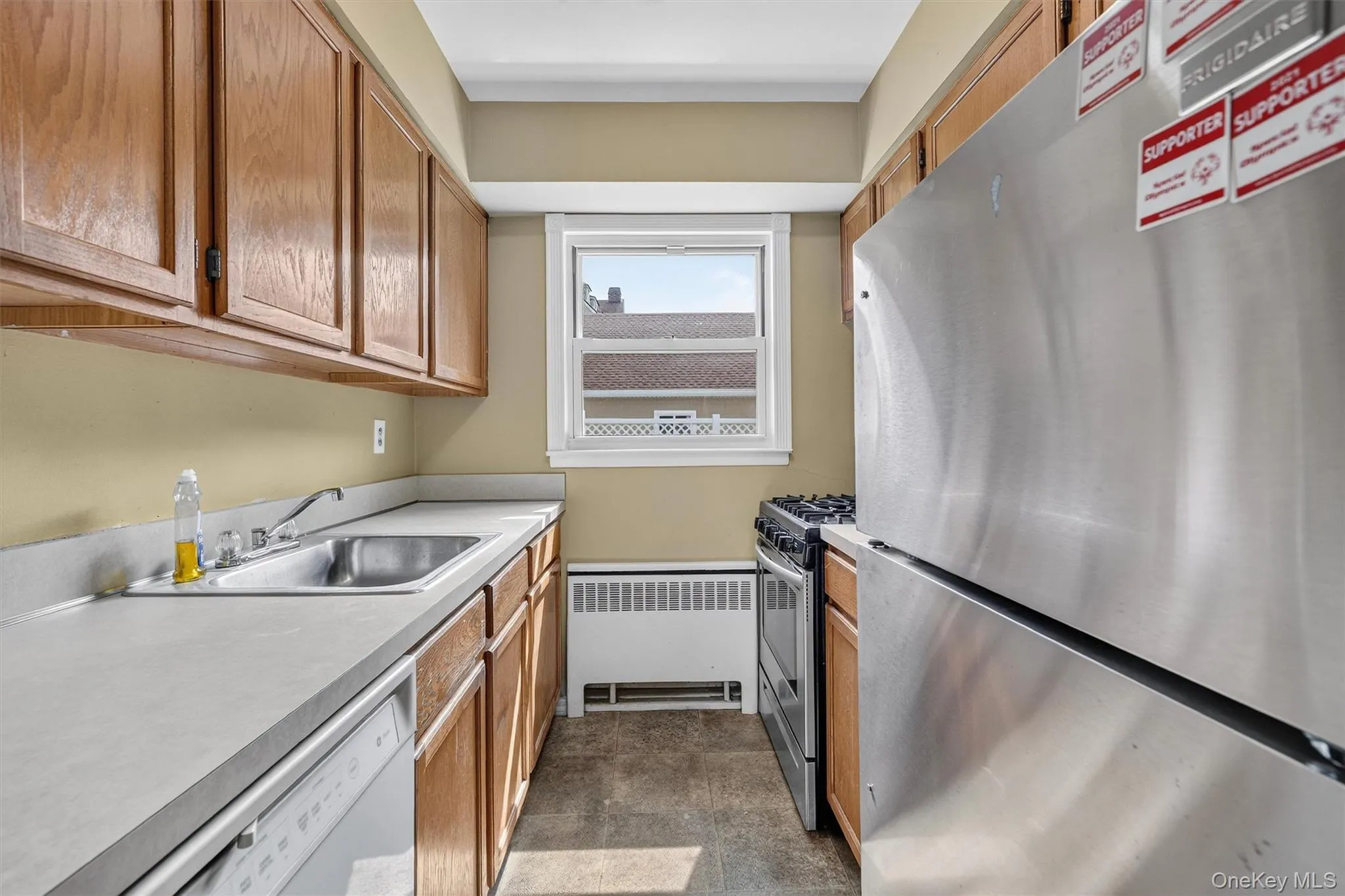 380 Broadway, Yonkers, NY, 1 Bedroom Bedrooms, 4 Rooms Rooms,1 BathroomBathrooms,Residential,For Rent,Broadway,0,1018115 380 Broadway, Yonkers, NY, 1 Bedroom Bedrooms, 4 Rooms Rooms,1 BathroomBathrooms,Residential,For Rent,Broadway,0,1018115
