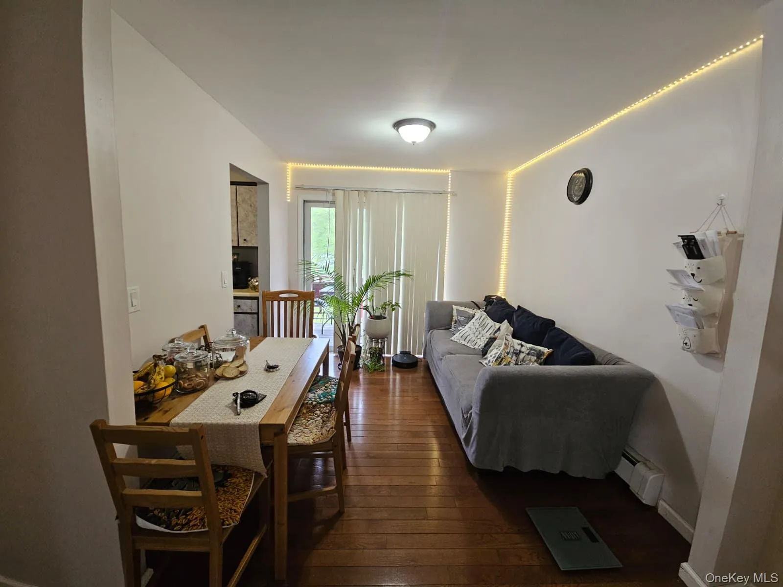 42 Tanager Road, Monroe, NY, 1 Bedroom Bedrooms, 4 Rooms Rooms,1 BathroomBathrooms,Residential Lease,For Rent,Tanager,0,KEY1018116 42 Tanager Road, Monroe, NY, 1 Bedroom Bedrooms, 4 Rooms Rooms,1 BathroomBathrooms,Residential Lease,For Rent,Tanager,0,KEY1018116