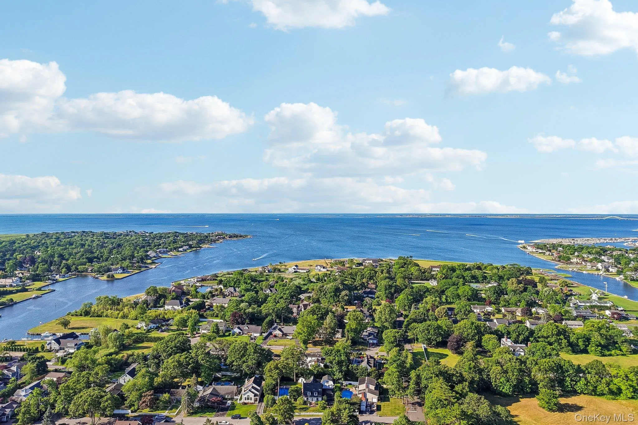 10 Boyd Avenue, Islip, NY, 4 Bedrooms Bedrooms, 9 Rooms Rooms,2 BathroomsBathrooms,Residential,For Rent,Boyd,0,KEY1018121 10 Boyd Avenue, Islip, NY, 4 Bedrooms Bedrooms, 9 Rooms Rooms,2 BathroomsBathrooms,Residential,For Rent,Boyd,0,KEY1018121