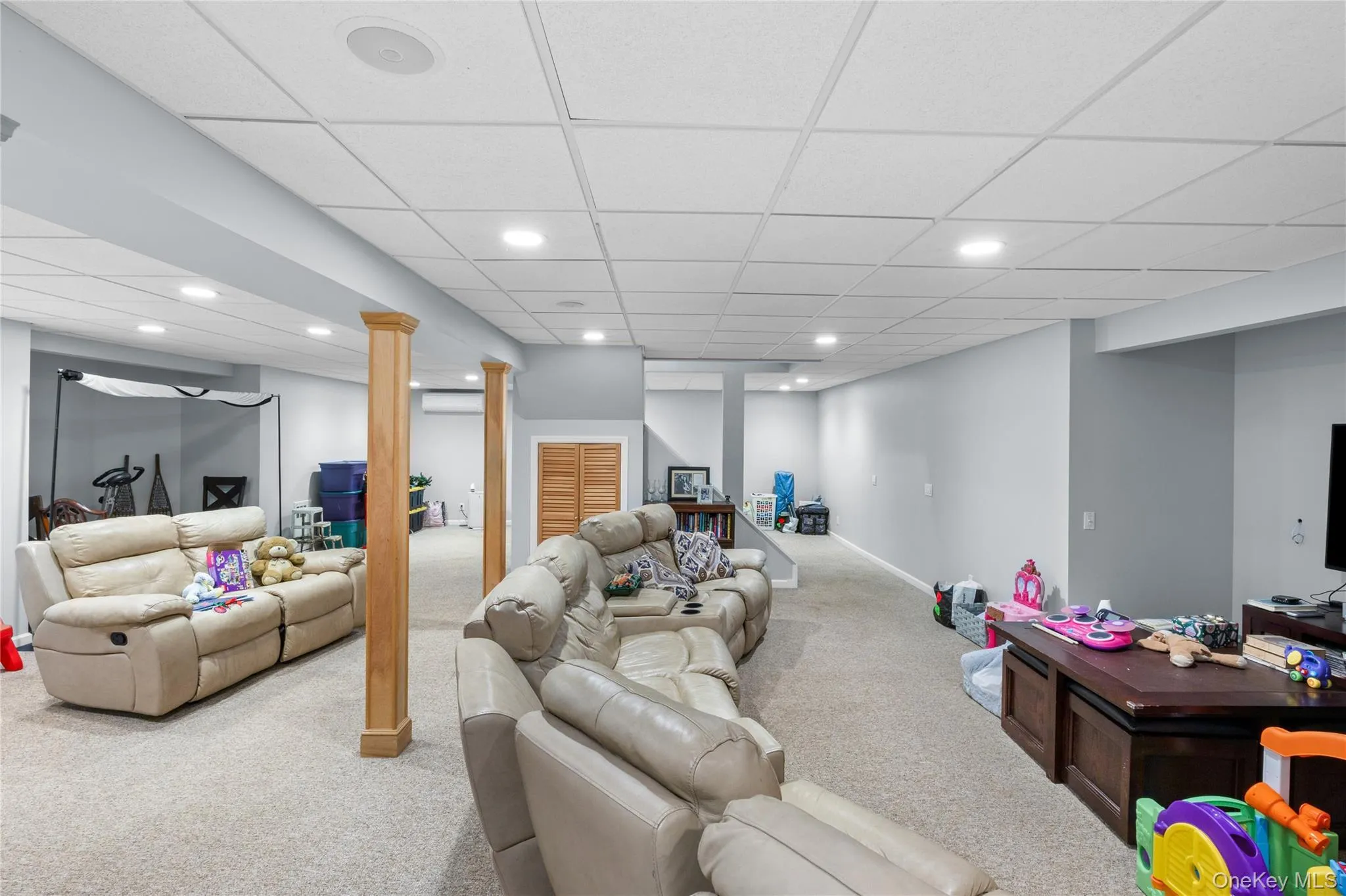 10 Randall Road, Brookhaven, NY, 5 Bedrooms Bedrooms, 10 Rooms Rooms,3 BathroomsBathrooms,Residential,For Rent,Randall,0,1018122 10 Randall Road, Brookhaven, NY, 5 Bedrooms Bedrooms, 10 Rooms Rooms,3 BathroomsBathrooms,Residential,For Rent,Randall,0,1018122