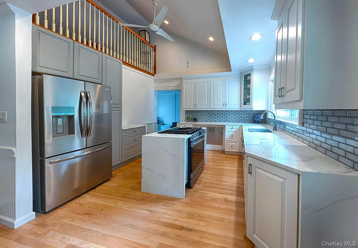 Totally gutted and renovated with all new appliances, wood panel floors, window etal Totally gutted and renovated with all new appliances, wood panel floors, window etal