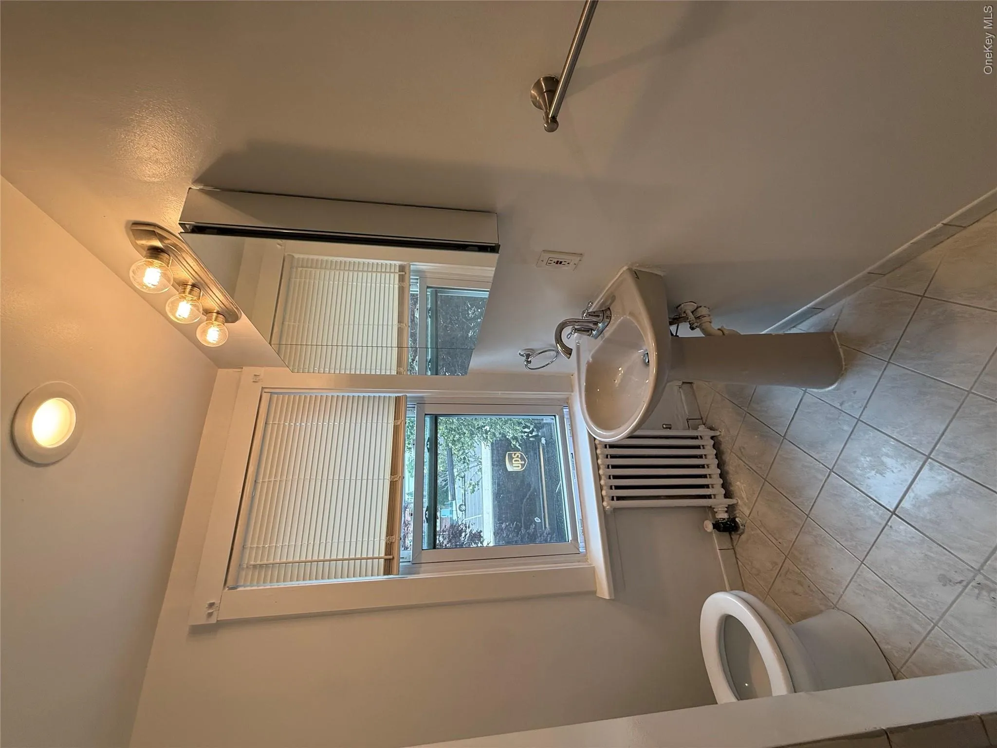604 1st Avenue, Hempstead, NY, 1 Bedroom Bedrooms, 2 Rooms Rooms,1 BathroomBathrooms,Residential Lease,For Rent,1st,0,KEY1018132 604 1st Avenue, Hempstead, NY, 1 Bedroom Bedrooms, 2 Rooms Rooms,1 BathroomBathrooms,Residential Lease,For Rent,1st,0,KEY1018132