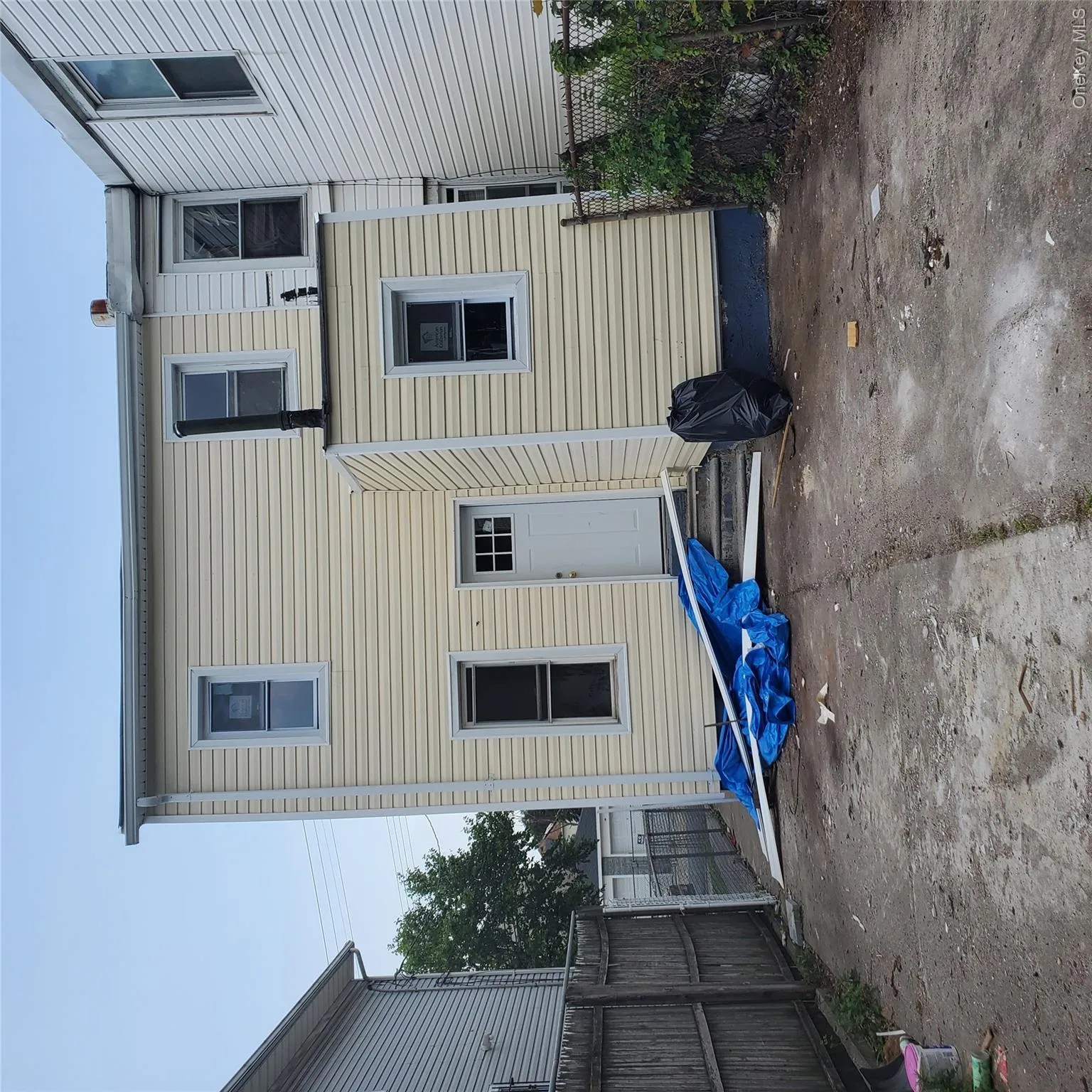 107-07 157th Street, New York, NY, 3 Bedrooms Bedrooms, 6 Rooms Rooms,1 BathroomBathrooms,Residential,For Rent,157th,0,1018135 107-07 157th Street, New York, NY, 3 Bedrooms Bedrooms, 6 Rooms Rooms,1 BathroomBathrooms,Residential,For Rent,157th,0,1018135