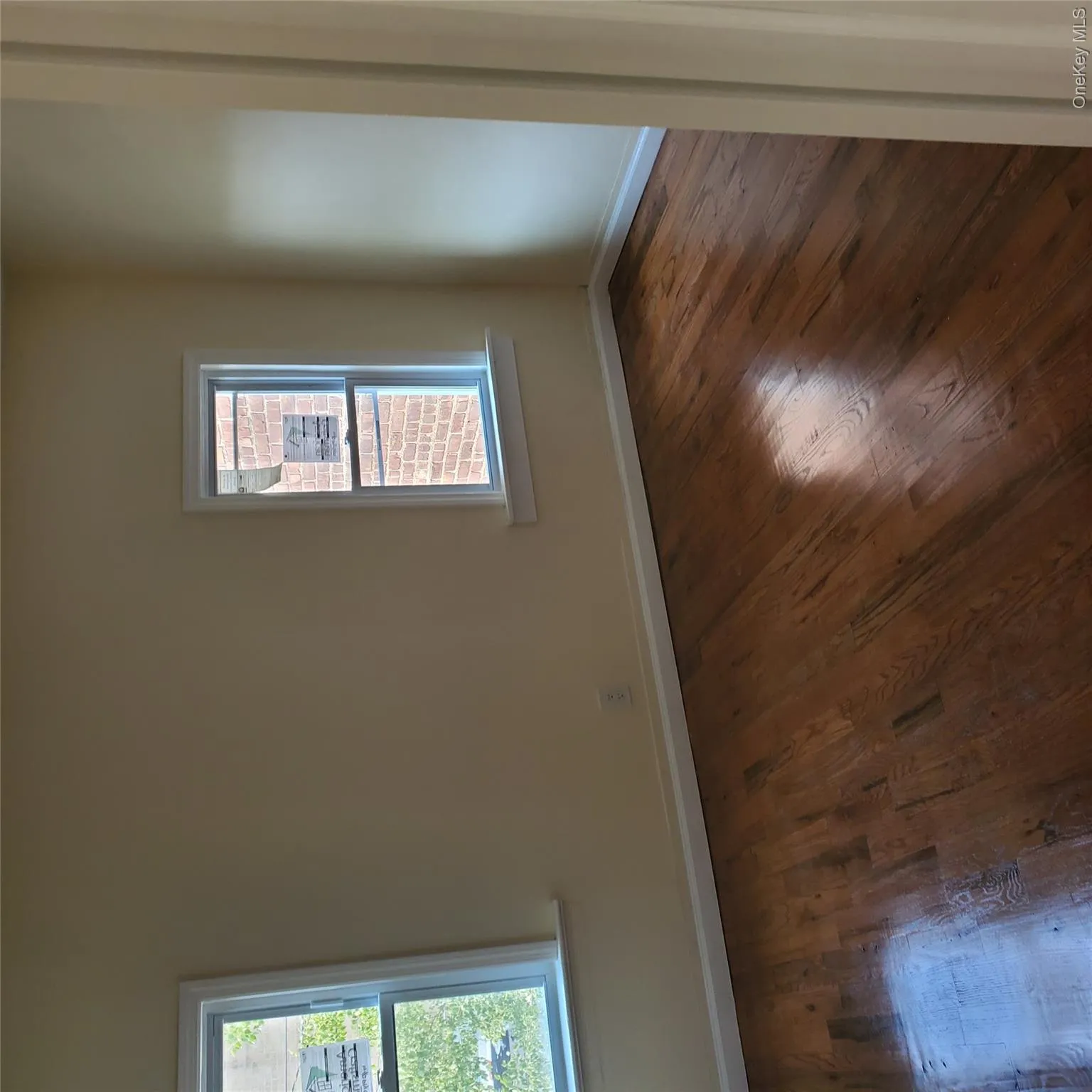 107-07 157th Street, New York, NY, 3 Bedrooms Bedrooms, 6 Rooms Rooms,1 BathroomBathrooms,Residential,For Rent,157th,0,1018135 107-07 157th Street, New York, NY, 3 Bedrooms Bedrooms, 6 Rooms Rooms,1 BathroomBathrooms,Residential,For Rent,157th,0,1018135