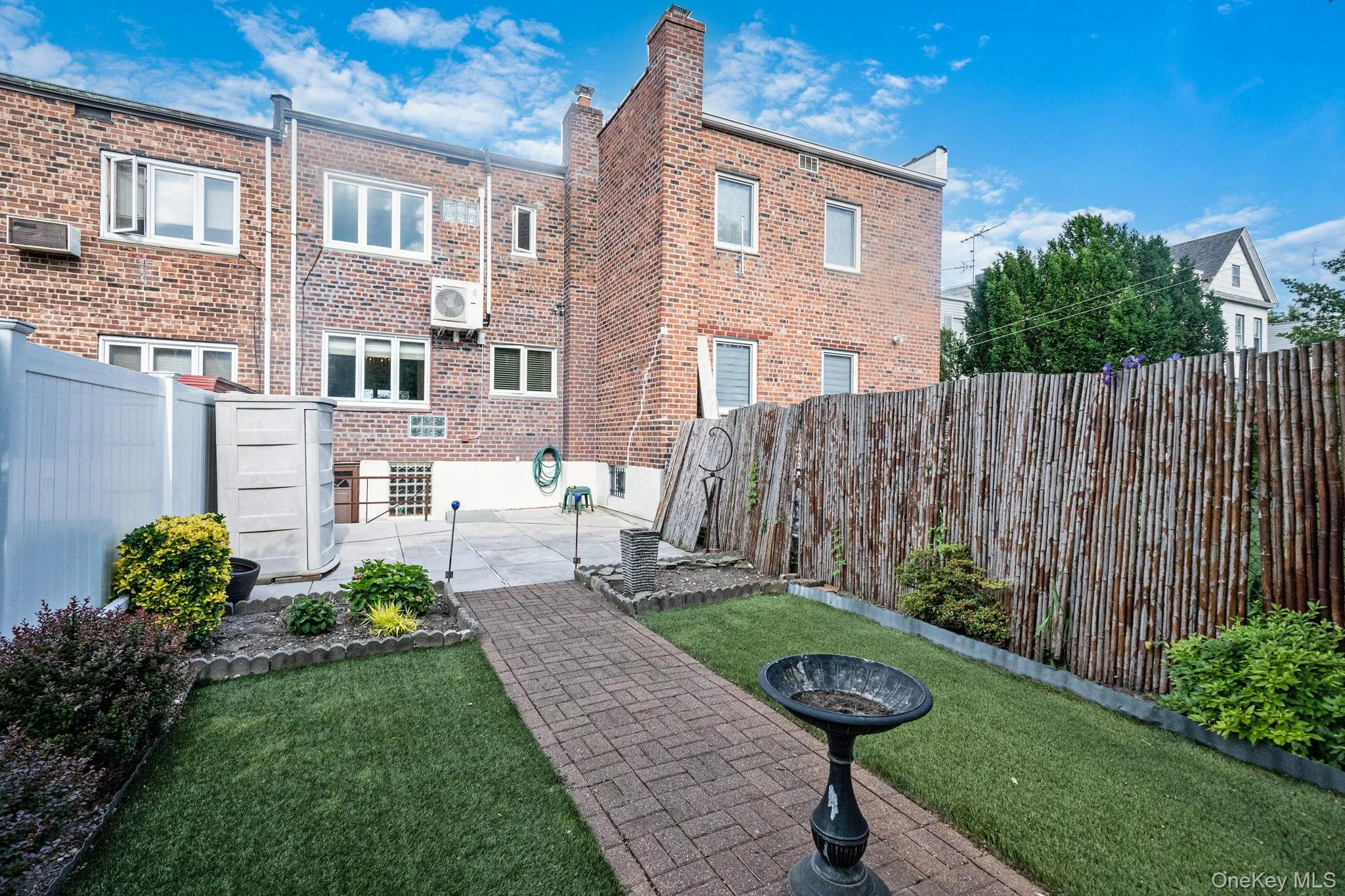 6410 71st Street, New York, NY, 3 Bedrooms Bedrooms, 11 Rooms Rooms,1 BathroomBathrooms,Residential,For Rent,71st,0,1018136 6410 71st Street, New York, NY, 3 Bedrooms Bedrooms, 11 Rooms Rooms,1 BathroomBathrooms,Residential,For Rent,71st,0,1018136