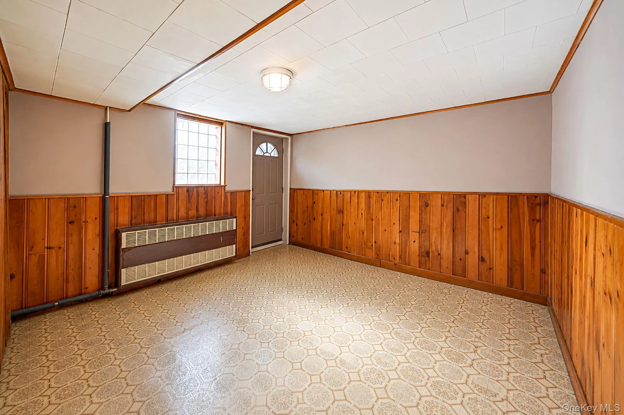 6410 71st Street, New York, NY, 3 Bedrooms Bedrooms, 11 Rooms Rooms,1 BathroomBathrooms,Residential,For Rent,71st,0,1018136 6410 71st Street, New York, NY, 3 Bedrooms Bedrooms, 11 Rooms Rooms,1 BathroomBathrooms,Residential,For Rent,71st,0,1018136