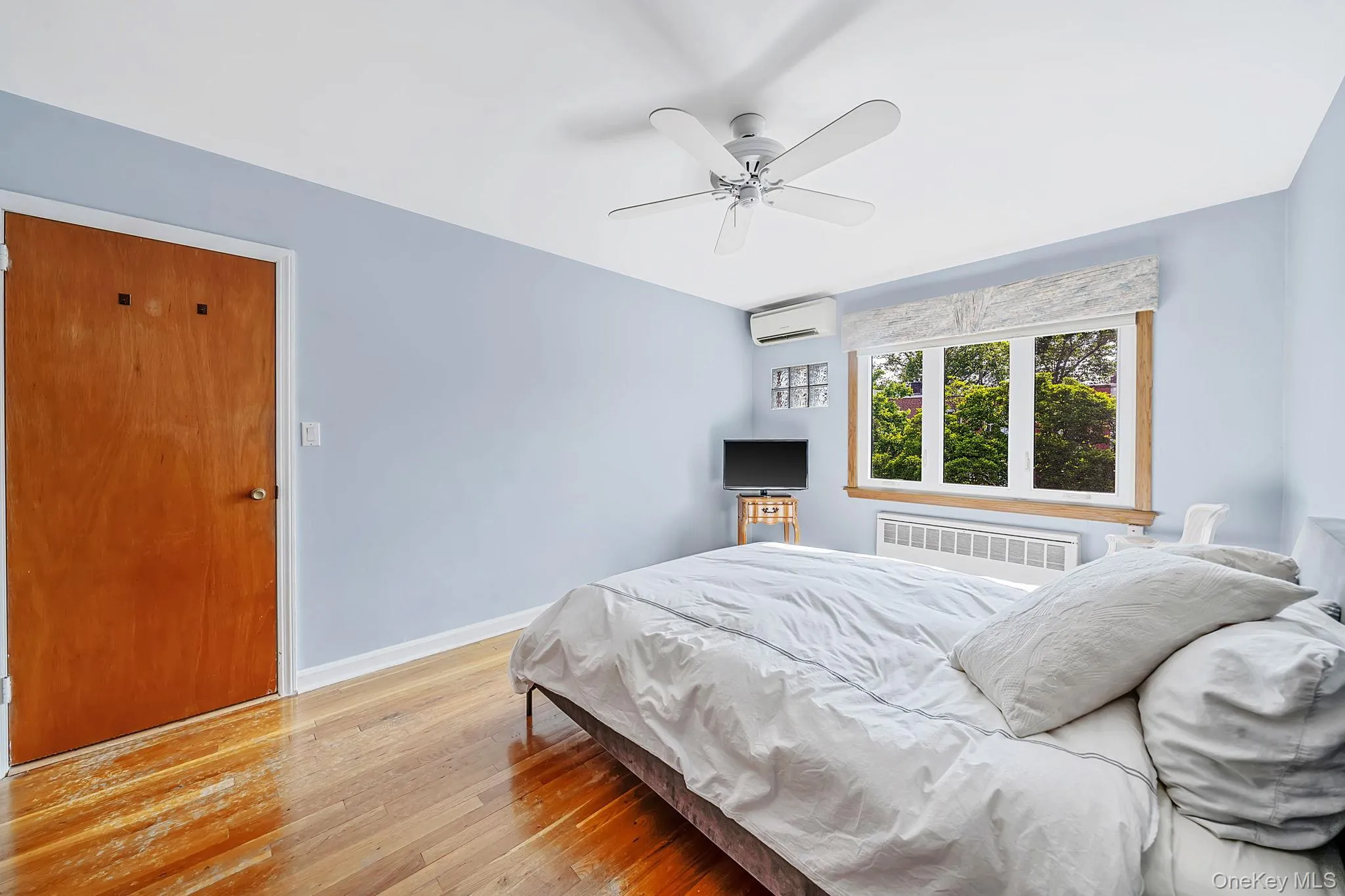 6410 71st Street, New York, NY, 3 Bedrooms Bedrooms, 11 Rooms Rooms,1 BathroomBathrooms,Residential,For Rent,71st,0,1018136 6410 71st Street, New York, NY, 3 Bedrooms Bedrooms, 11 Rooms Rooms,1 BathroomBathrooms,Residential,For Rent,71st,0,1018136