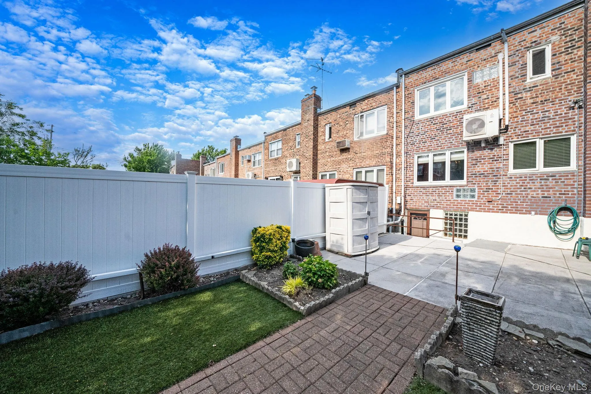 6410 71st Street, New York, NY, 3 Bedrooms Bedrooms, 11 Rooms Rooms,1 BathroomBathrooms,Residential,For Rent,71st,0,1018136 6410 71st Street, New York, NY, 3 Bedrooms Bedrooms, 11 Rooms Rooms,1 BathroomBathrooms,Residential,For Rent,71st,0,1018136