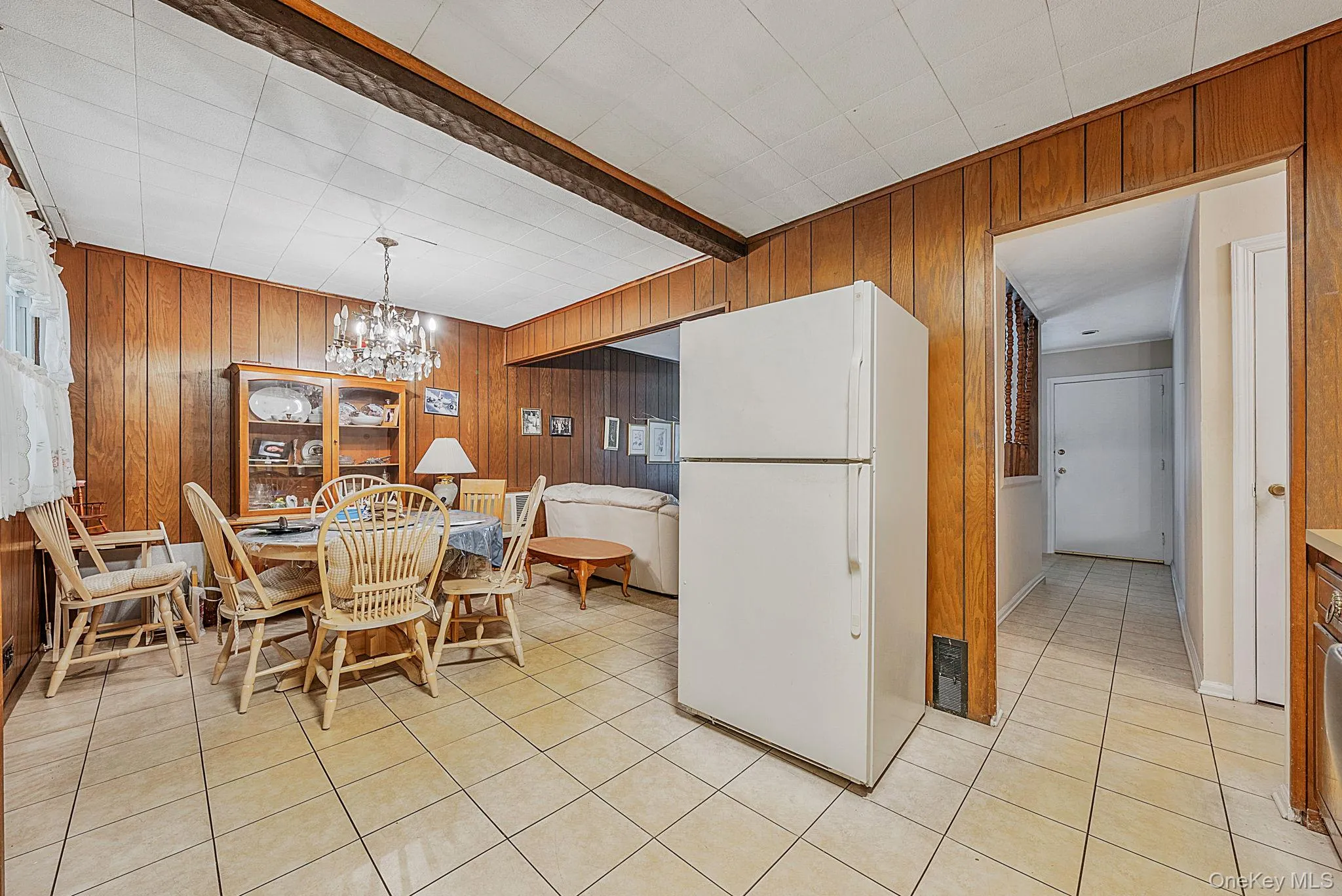 107 Walnut Street, Oyster Bay, NY, 3 Bedrooms Bedrooms, 6 Rooms Rooms,1 BathroomBathrooms,Residential,For Rent,Walnut,0,KEY1018138 107 Walnut Street, Oyster Bay, NY, 3 Bedrooms Bedrooms, 6 Rooms Rooms,1 BathroomBathrooms,Residential,For Rent,Walnut,0,KEY1018138