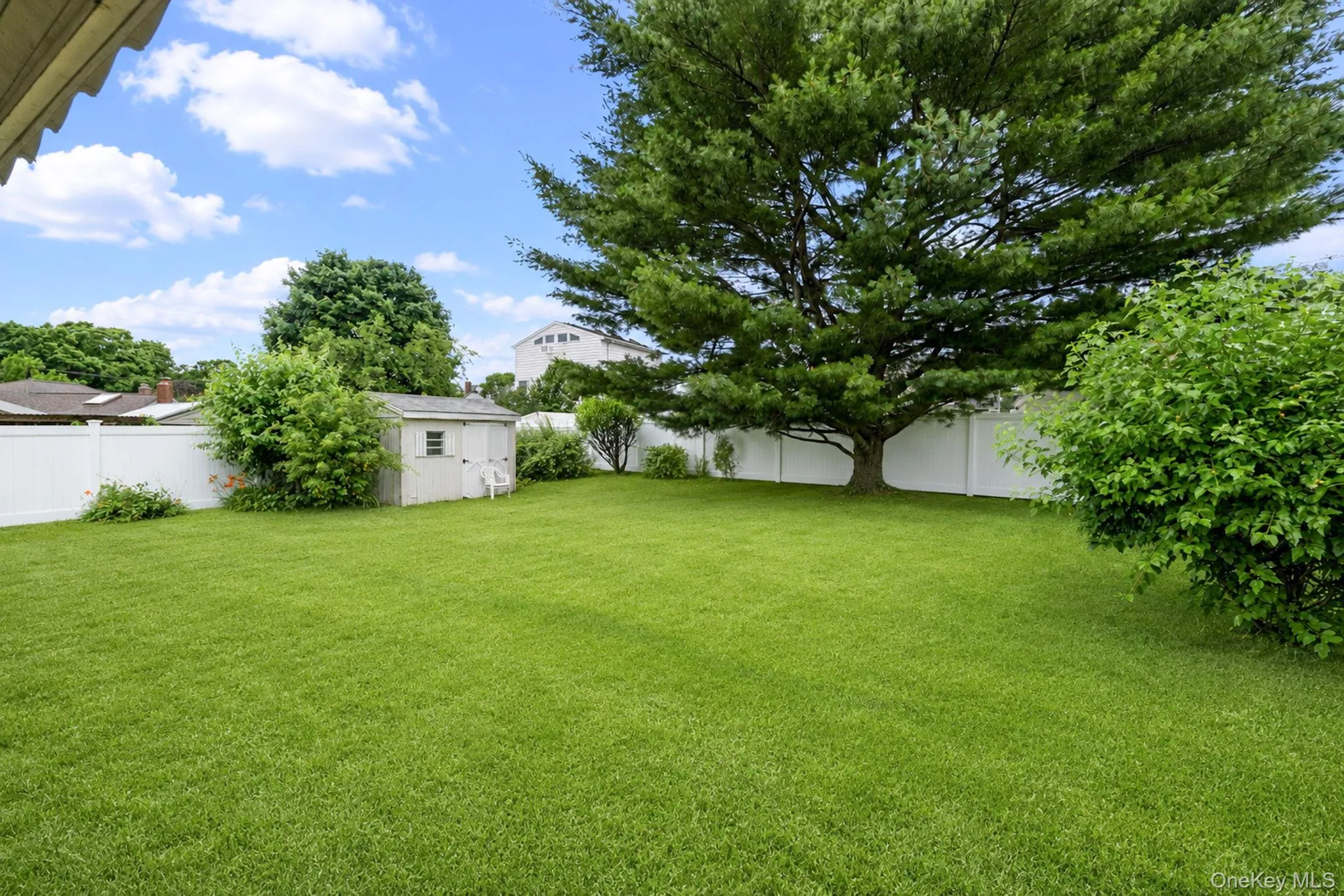 107 Walnut Street, Oyster Bay, NY, 3 Bedrooms Bedrooms, 6 Rooms Rooms,1 BathroomBathrooms,Residential,For Rent,Walnut,0,KEY1018138 107 Walnut Street, Oyster Bay, NY, 3 Bedrooms Bedrooms, 6 Rooms Rooms,1 BathroomBathrooms,Residential,For Rent,Walnut,0,KEY1018138