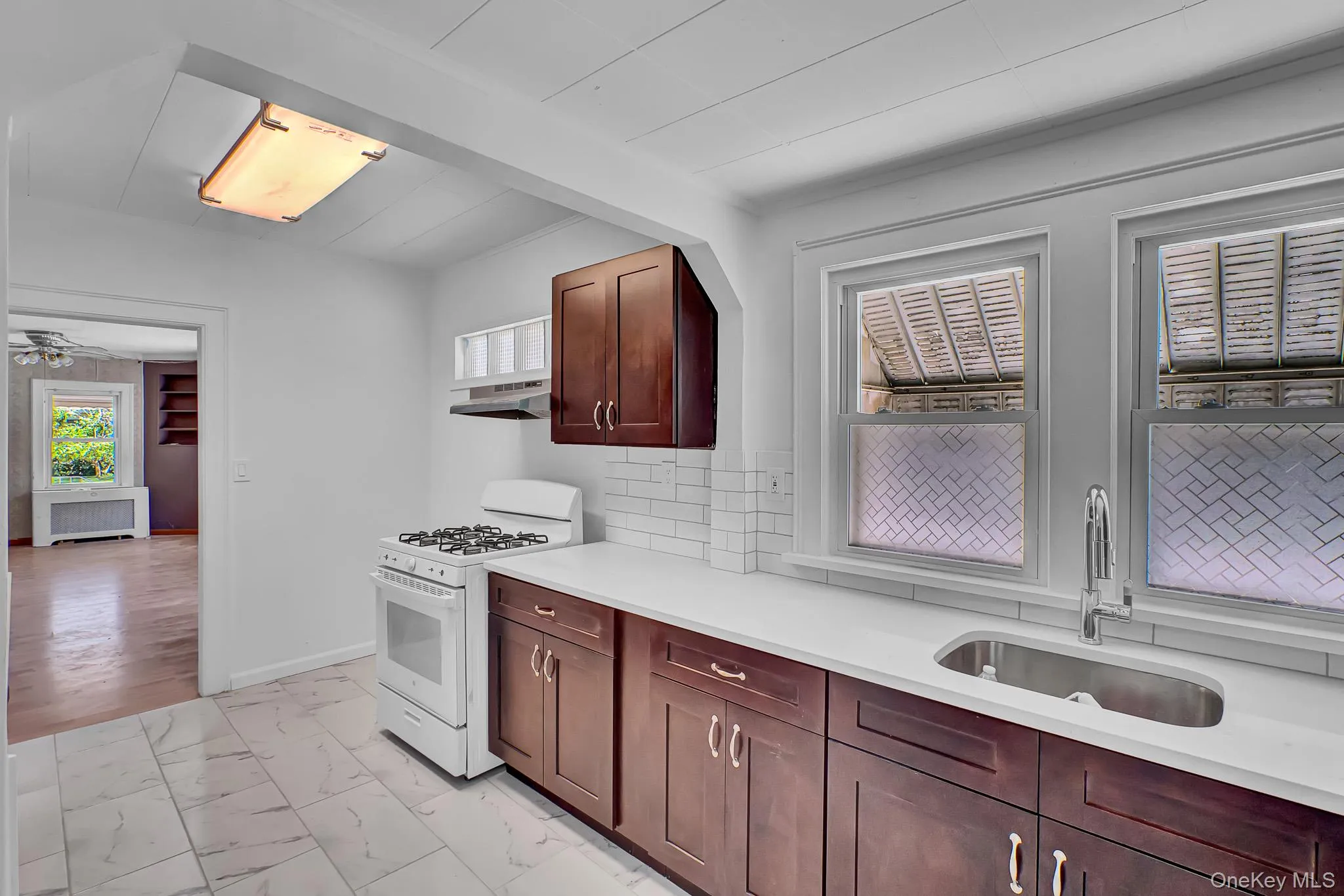 100 Irving Avenue, Hempstead, NY, 3 Bedrooms Bedrooms, 7 Rooms Rooms,2 BathroomsBathrooms,Residential,For Rent,Irving,0,1018142 100 Irving Avenue, Hempstead, NY, 3 Bedrooms Bedrooms, 7 Rooms Rooms,2 BathroomsBathrooms,Residential,For Rent,Irving,0,1018142