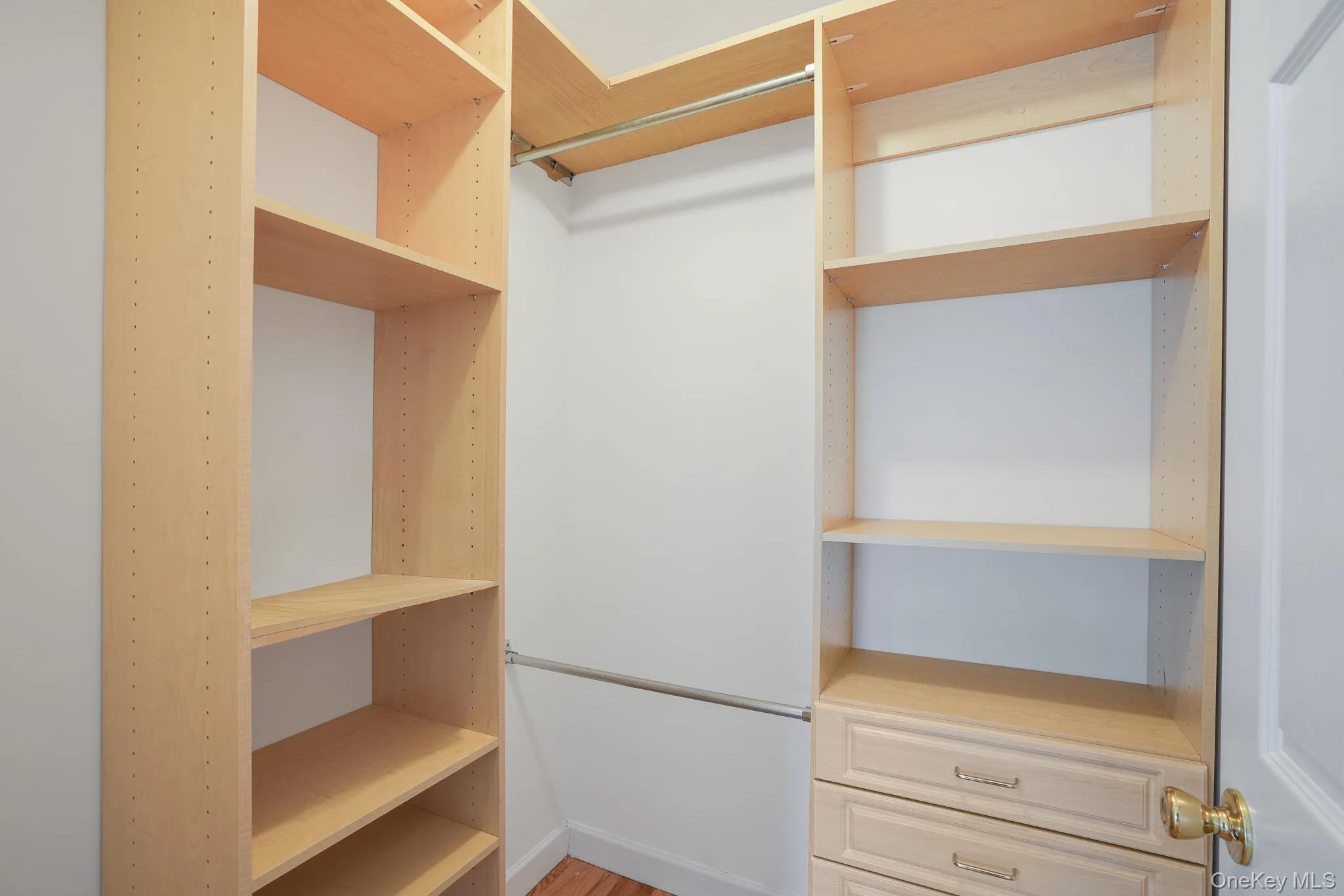 Bedroom 3 closet Bedroom 3 closet