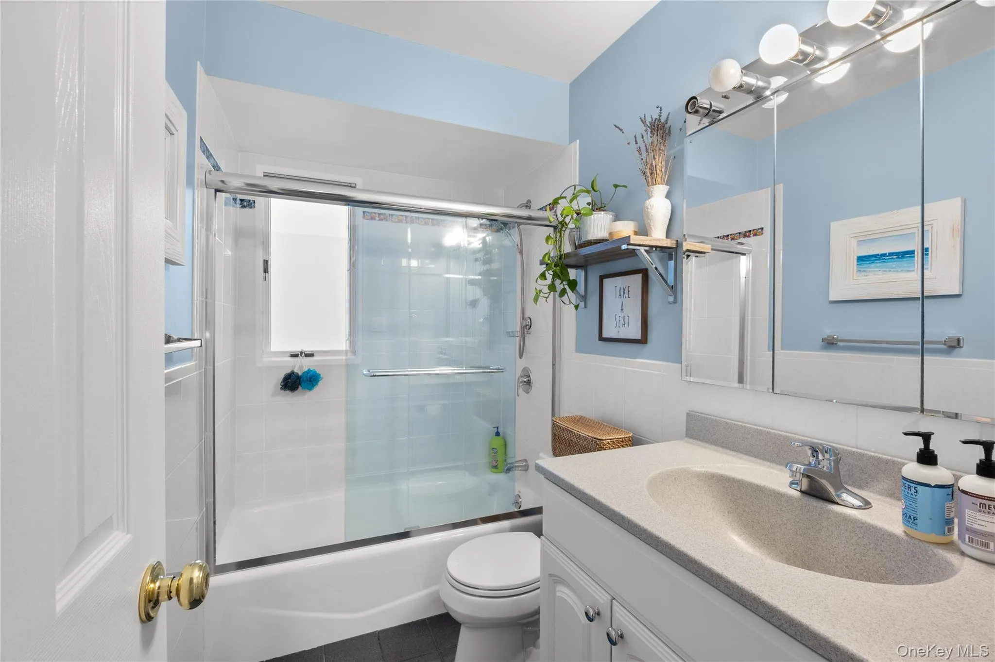 3 Jackson Place, Oyster Bay, NY, 3 Bedrooms Bedrooms, 7 Rooms Rooms,2 BathroomsBathrooms,Residential,For Rent,Jackson,0,KEY1018145 3 Jackson Place, Oyster Bay, NY, 3 Bedrooms Bedrooms, 7 Rooms Rooms,2 BathroomsBathrooms,Residential,For Rent,Jackson,0,KEY1018145