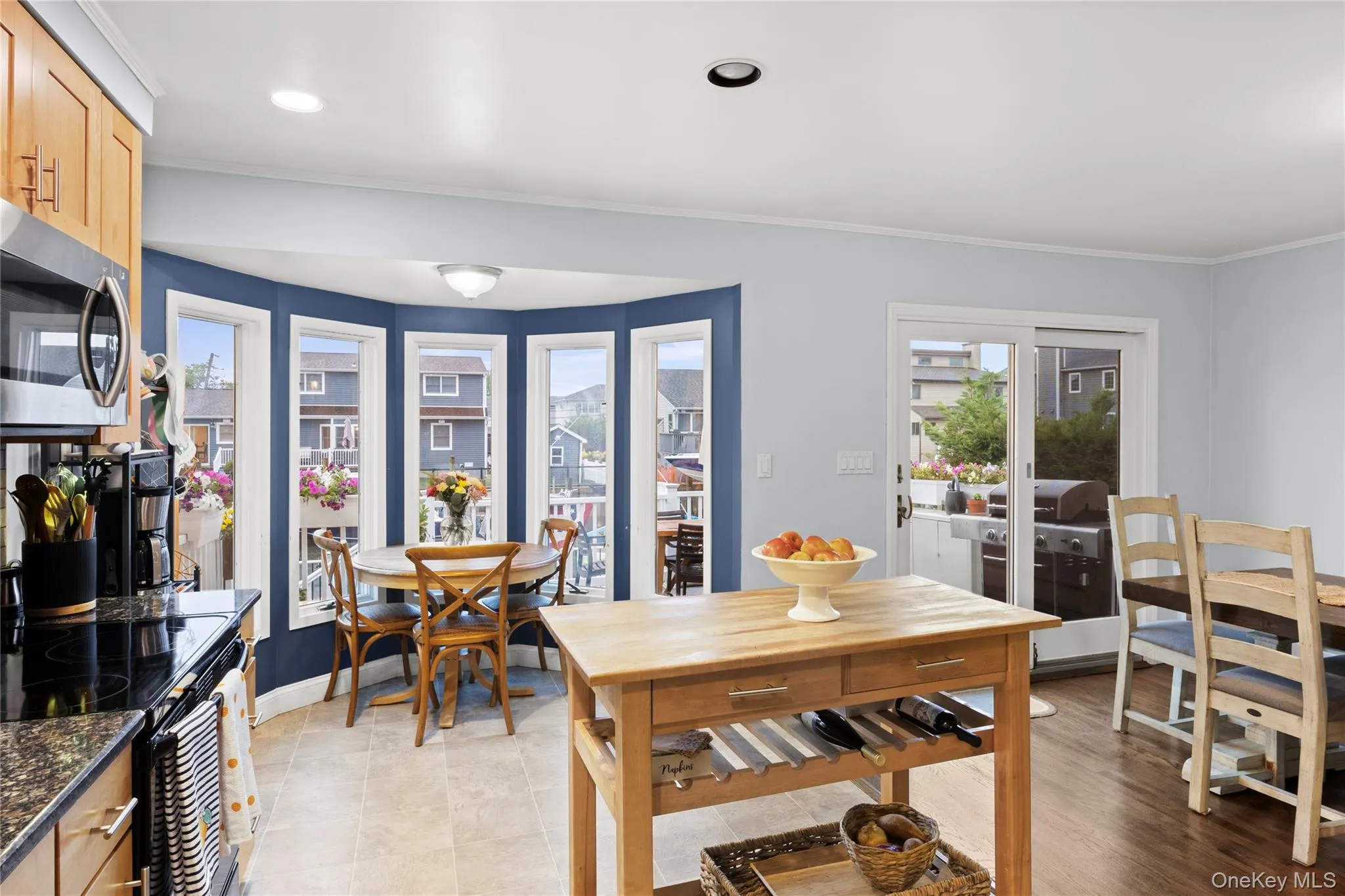 3 Jackson Place, Oyster Bay, NY, 3 Bedrooms Bedrooms, 7 Rooms Rooms,2 BathroomsBathrooms,Residential,For Rent,Jackson,0,KEY1018145 3 Jackson Place, Oyster Bay, NY, 3 Bedrooms Bedrooms, 7 Rooms Rooms,2 BathroomsBathrooms,Residential,For Rent,Jackson,0,KEY1018145