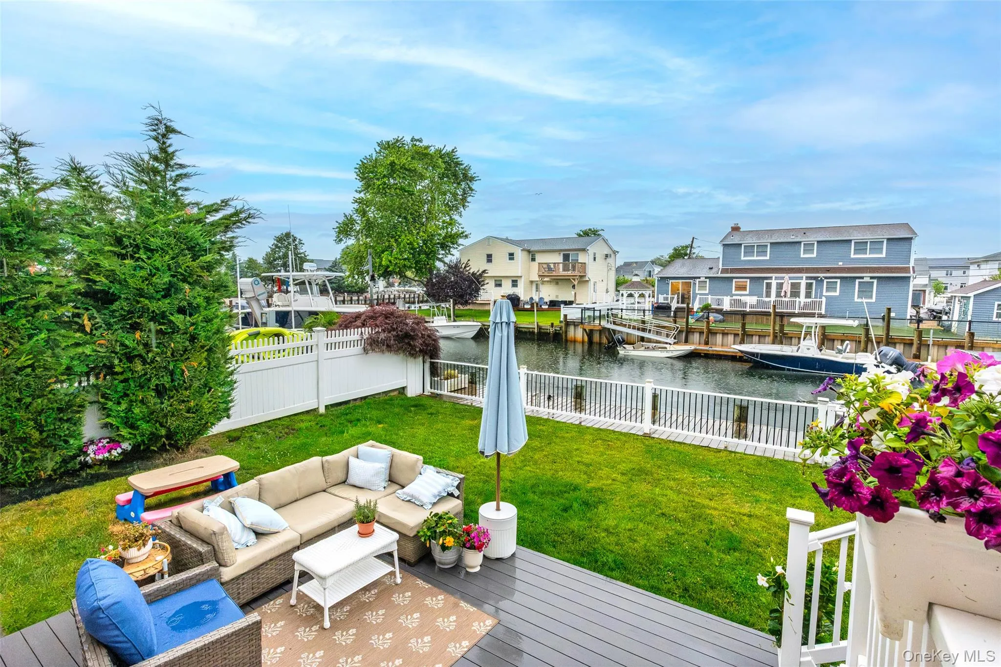 3 Jackson Place, Oyster Bay, NY, 3 Bedrooms Bedrooms, 7 Rooms Rooms,2 BathroomsBathrooms,Residential,For Rent,Jackson,0,KEY1018145 3 Jackson Place, Oyster Bay, NY, 3 Bedrooms Bedrooms, 7 Rooms Rooms,2 BathroomsBathrooms,Residential,For Rent,Jackson,0,KEY1018145